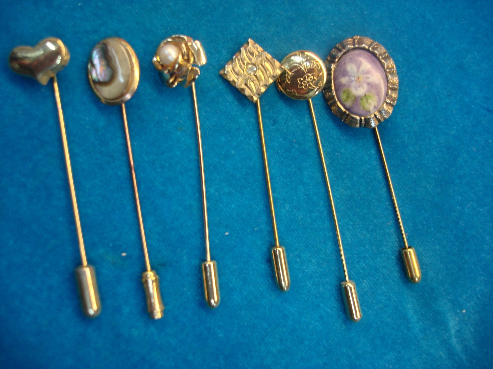 6 DIFF. VINTAGE STICK PINS – PRETTY!