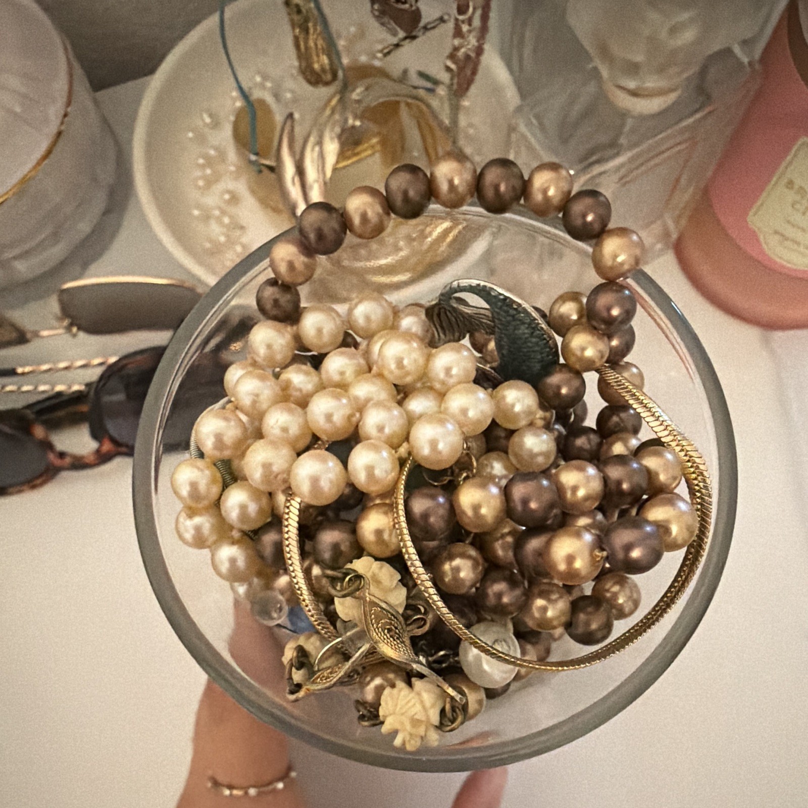 *MYSTERY* Women’s Fashion Jewelry Mixed Lot Necklaces Bracelets Earrings, Glass