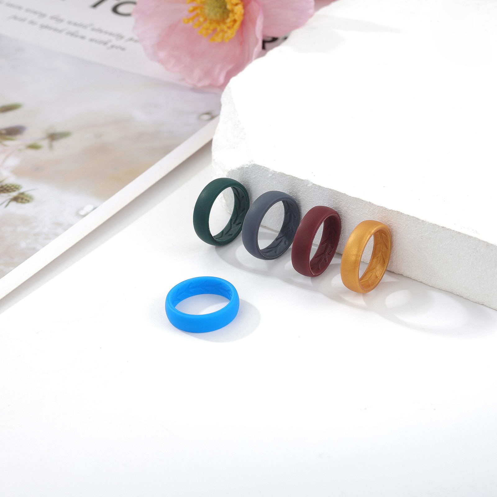 5Pcs Womens 5.4mm Silicone Wedding Engagement Ring Breathable Sports Rubber Band