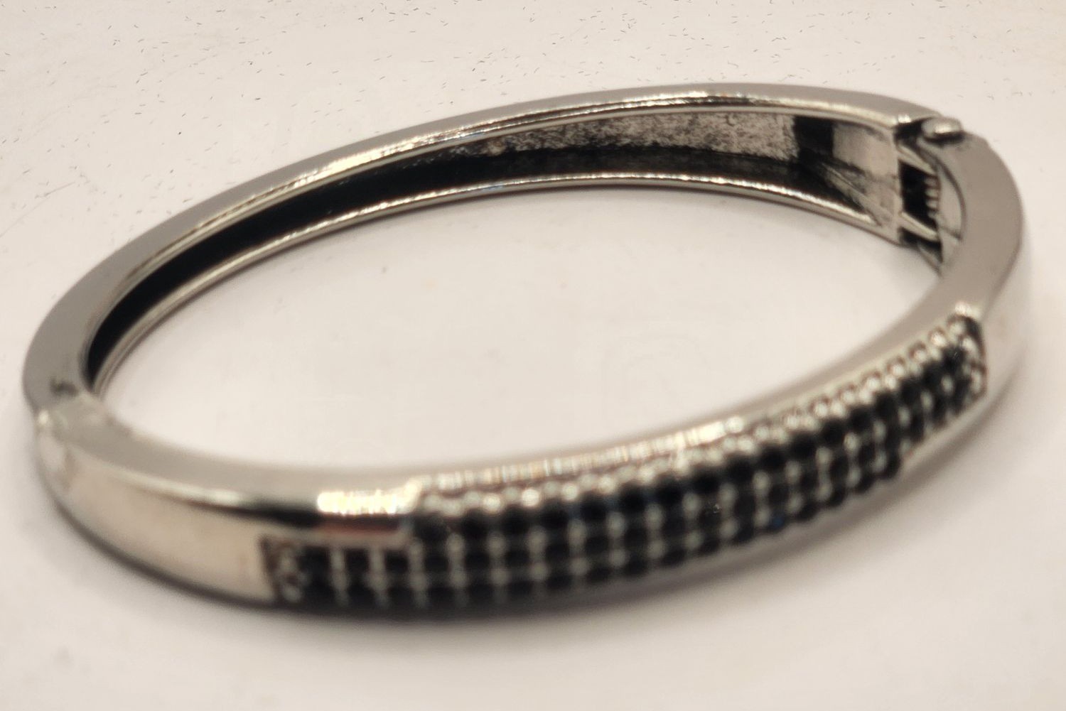 Brilliant Round Cut Rich Black Onyx Bracelet