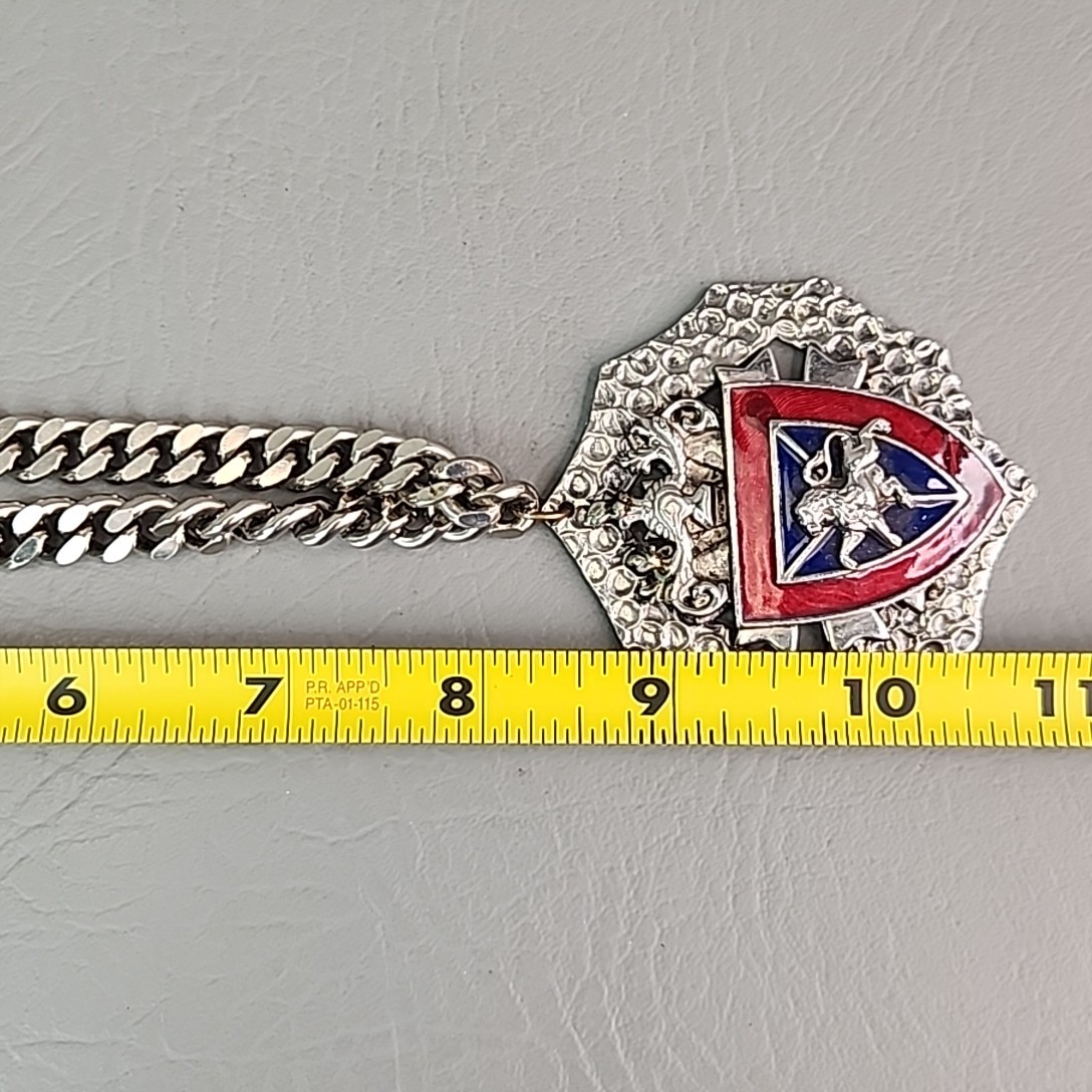 Vintage Shield Pendant Necklace Lion Coat of Arms Heraldic Silver Tone 16″