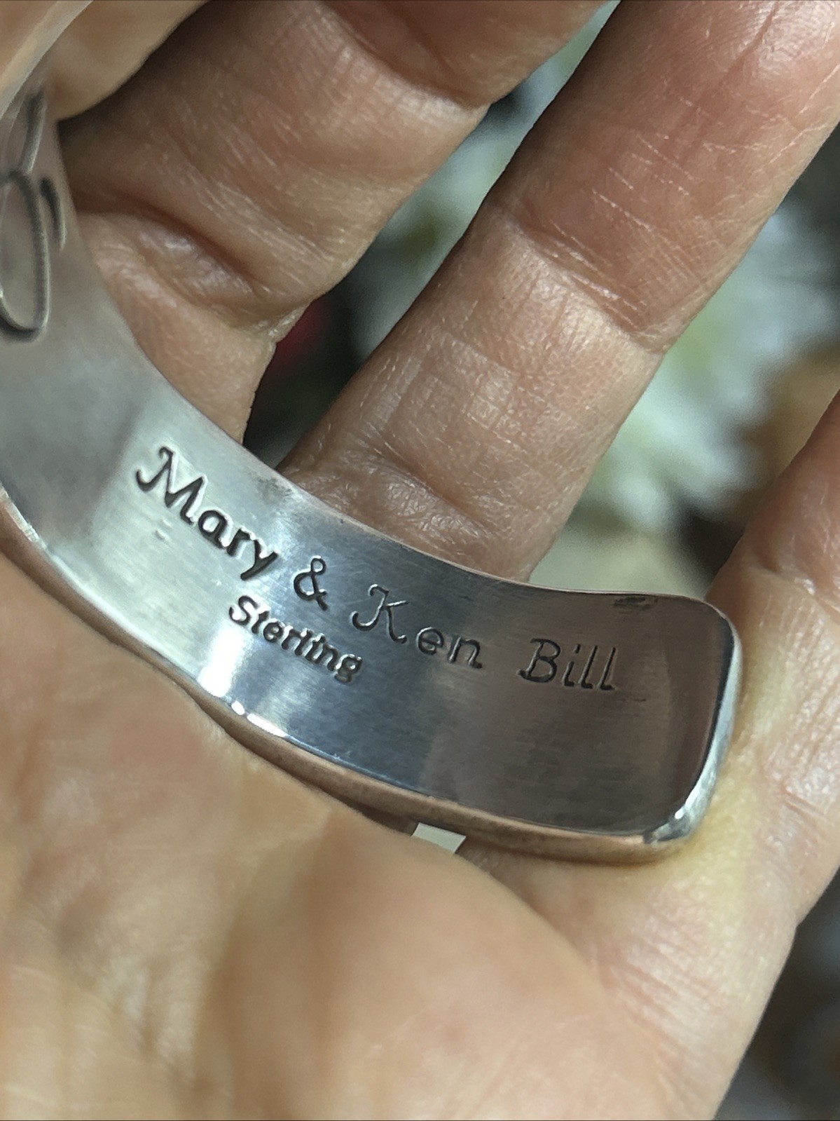 31. Mary & Ken Bill 925 Navajo Patterned 16.6mm wide Cuff bracelet 7 5/8″, 93.9g