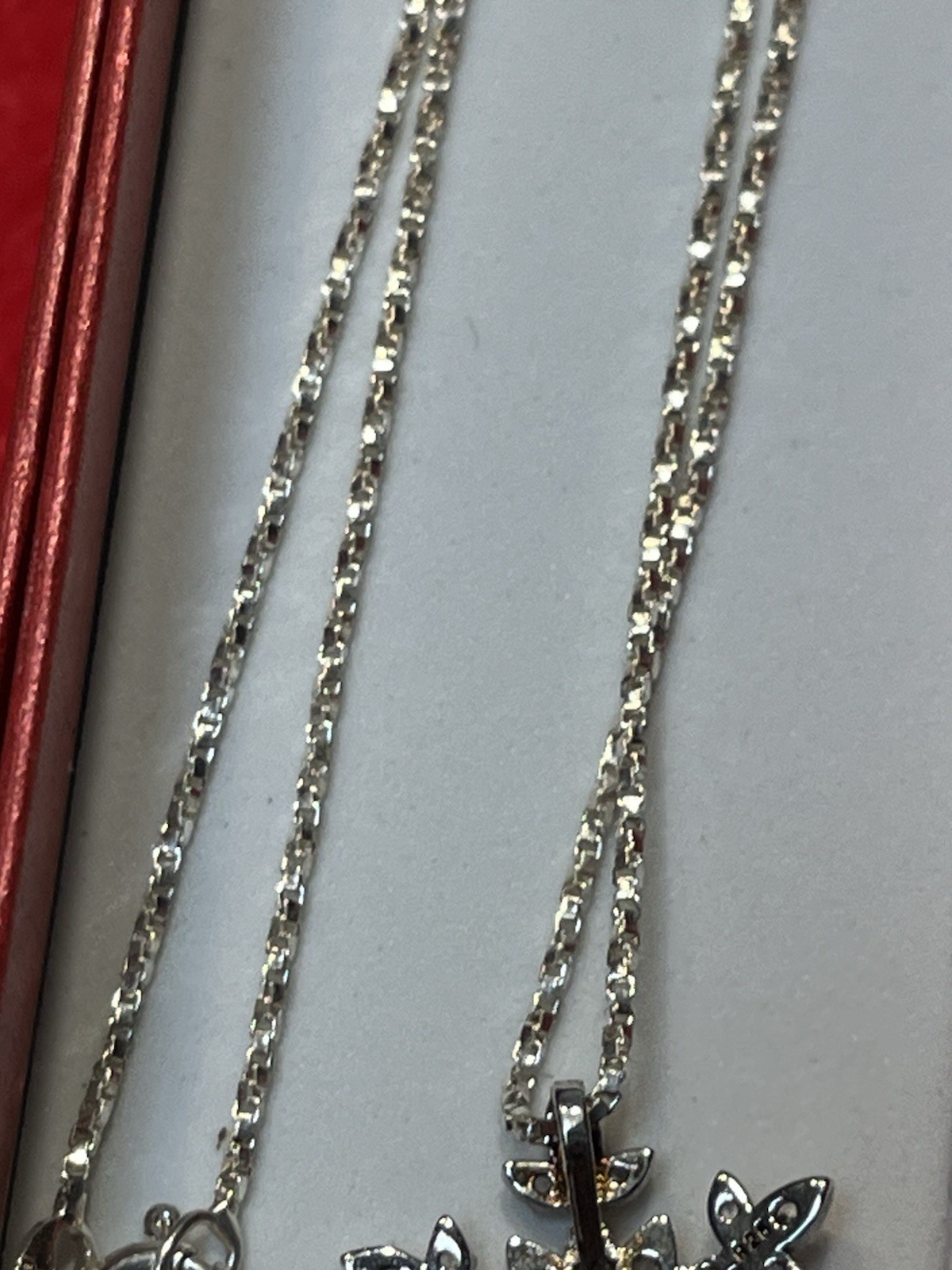 Vintage Sterling Silver .925 JDC Sparkling Snowflake 3/4″ Diameter Necklace 20″L
