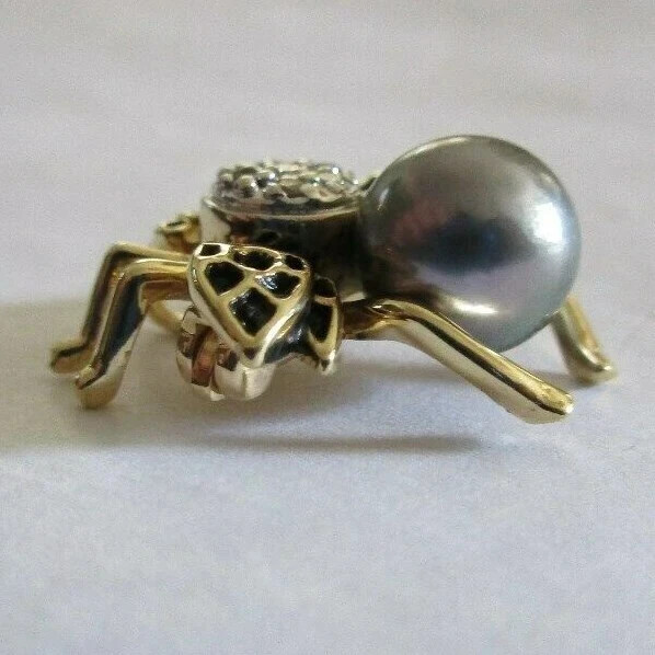 18K Gold Diamond & Tahitian Pearl Mosquito Pendant / Brooch 4.40 Grams