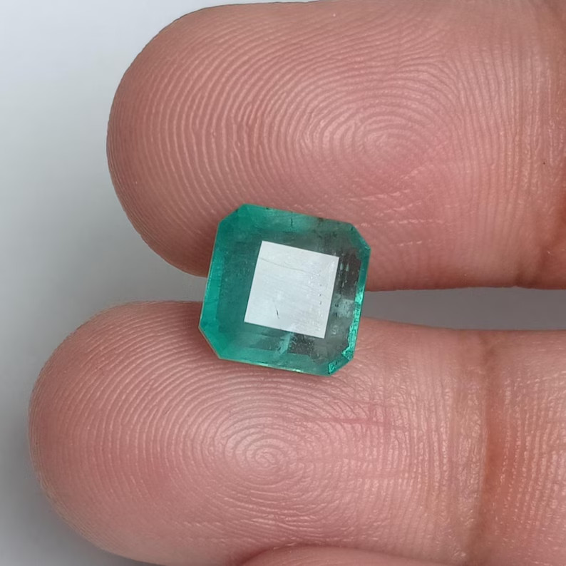 Genuine Zambia Emerald Unheated Untreated Octagon Shape Gemstone 3.25 Carat