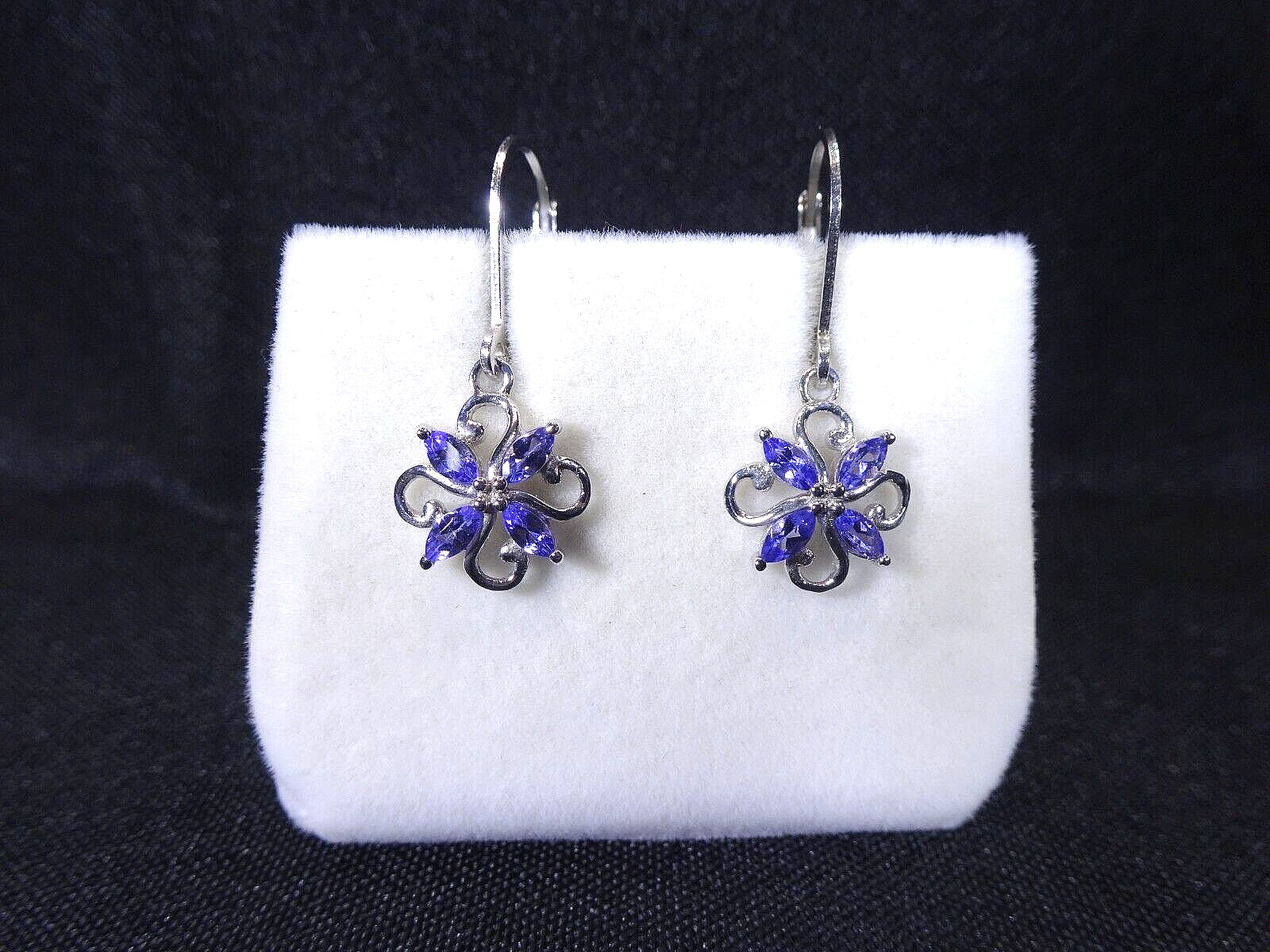 0.40 ct Natural Tanzanite Solid 925 Sterling Silver Flower Leverback Earrings