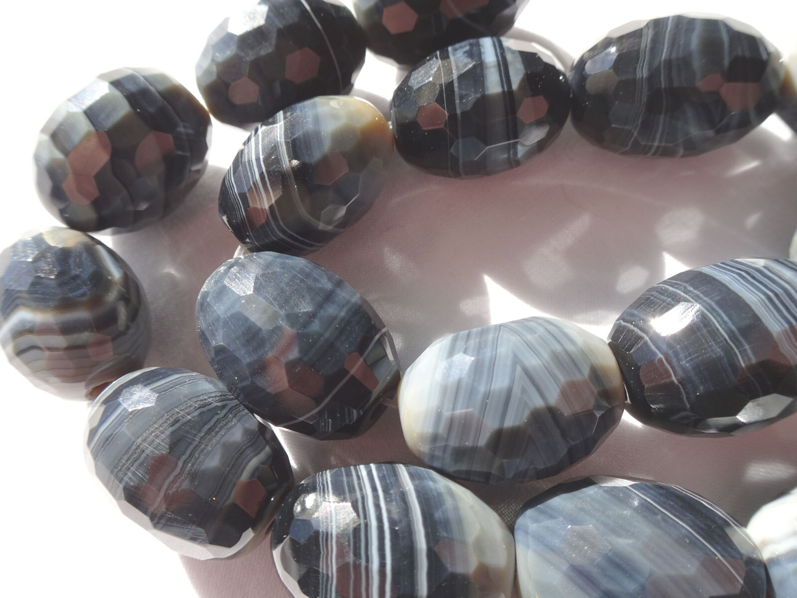 14 1/2″ Str Natural Faceted Banded Agate Oval Stone Beads 19-21mm Long A881 DNG