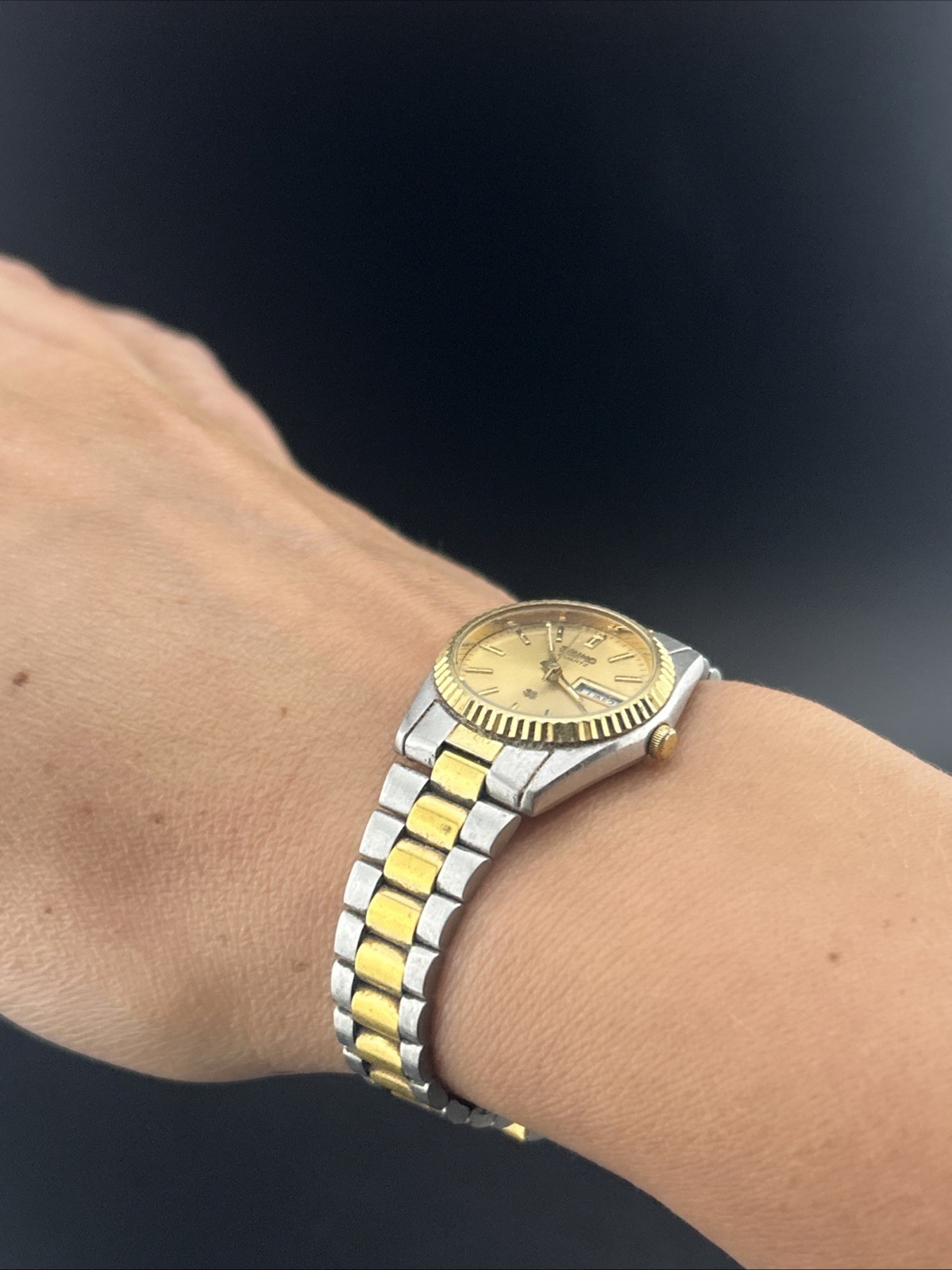 Vintage Seiko President Two Tone Stainless Steel Quartz Watch 2A23-0030