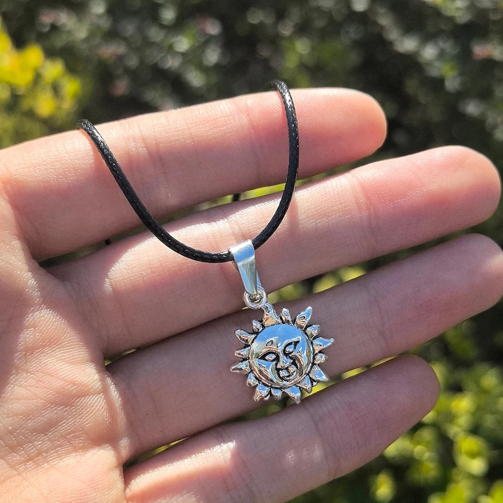 Y2K punk star moon sun metal pendant necklace, unisex, hip-hop personality trend