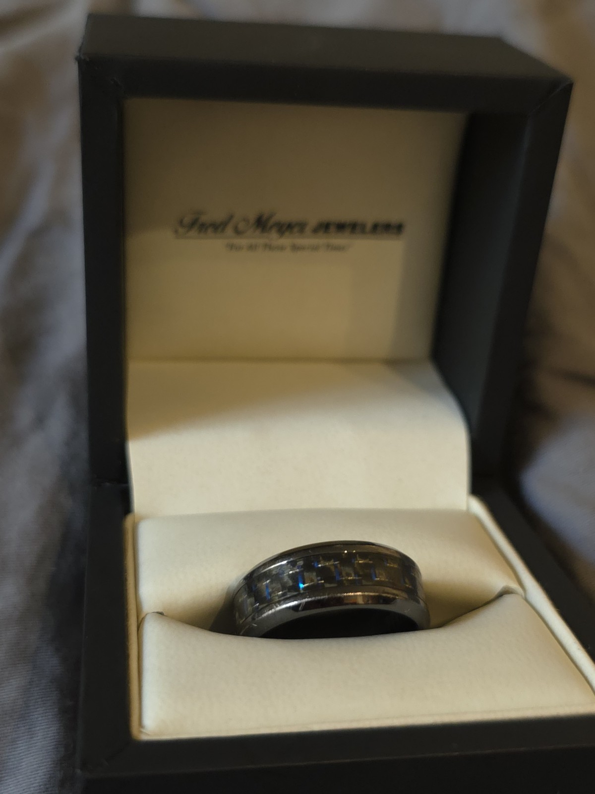 Triton Titanium Wedding Band Ring Approx Size 11 8mm Carbon Fiber Blue Inlay Box