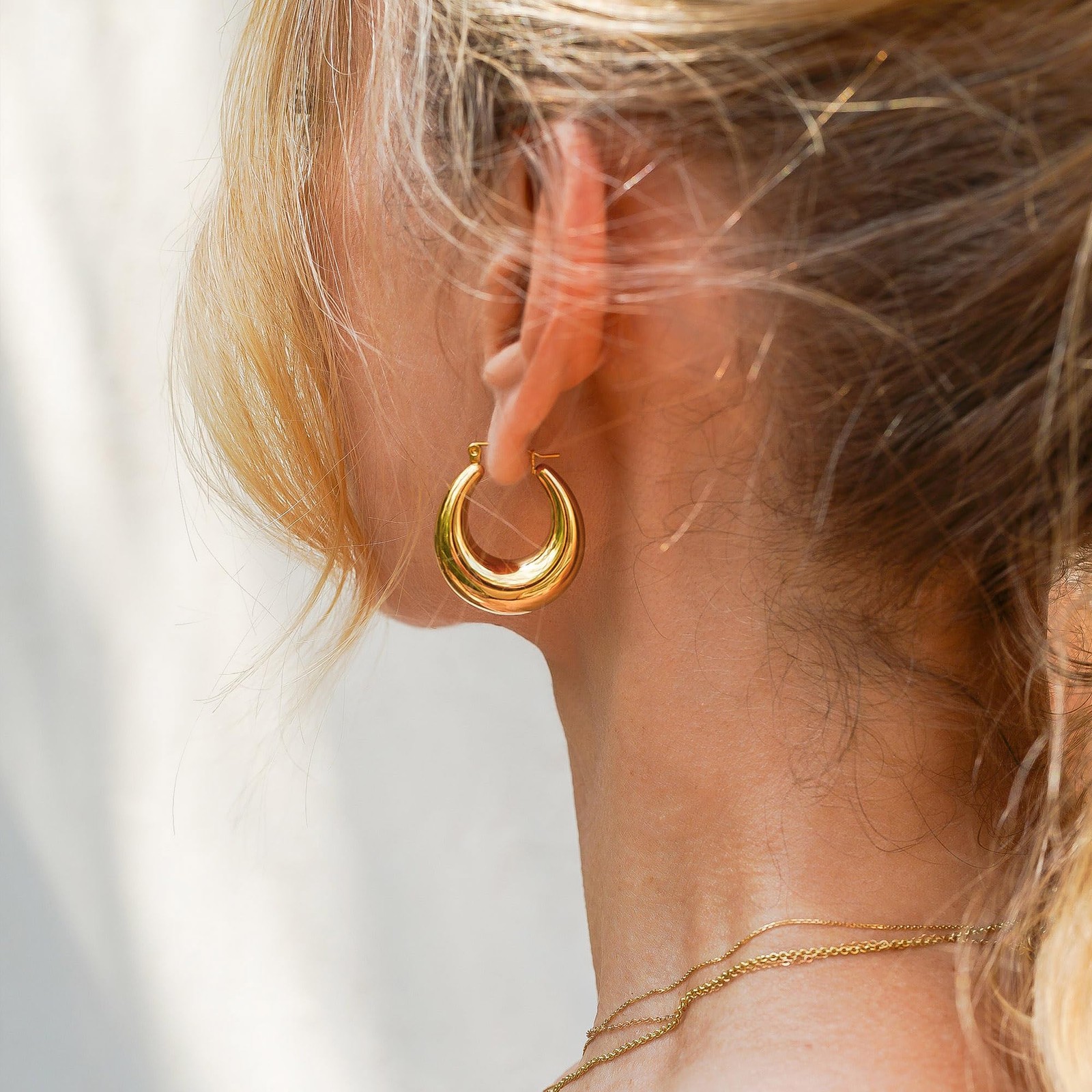 Tewiky Chunky Gold Earrings for Women, 14k 25 millimeters, oval hoop earrings