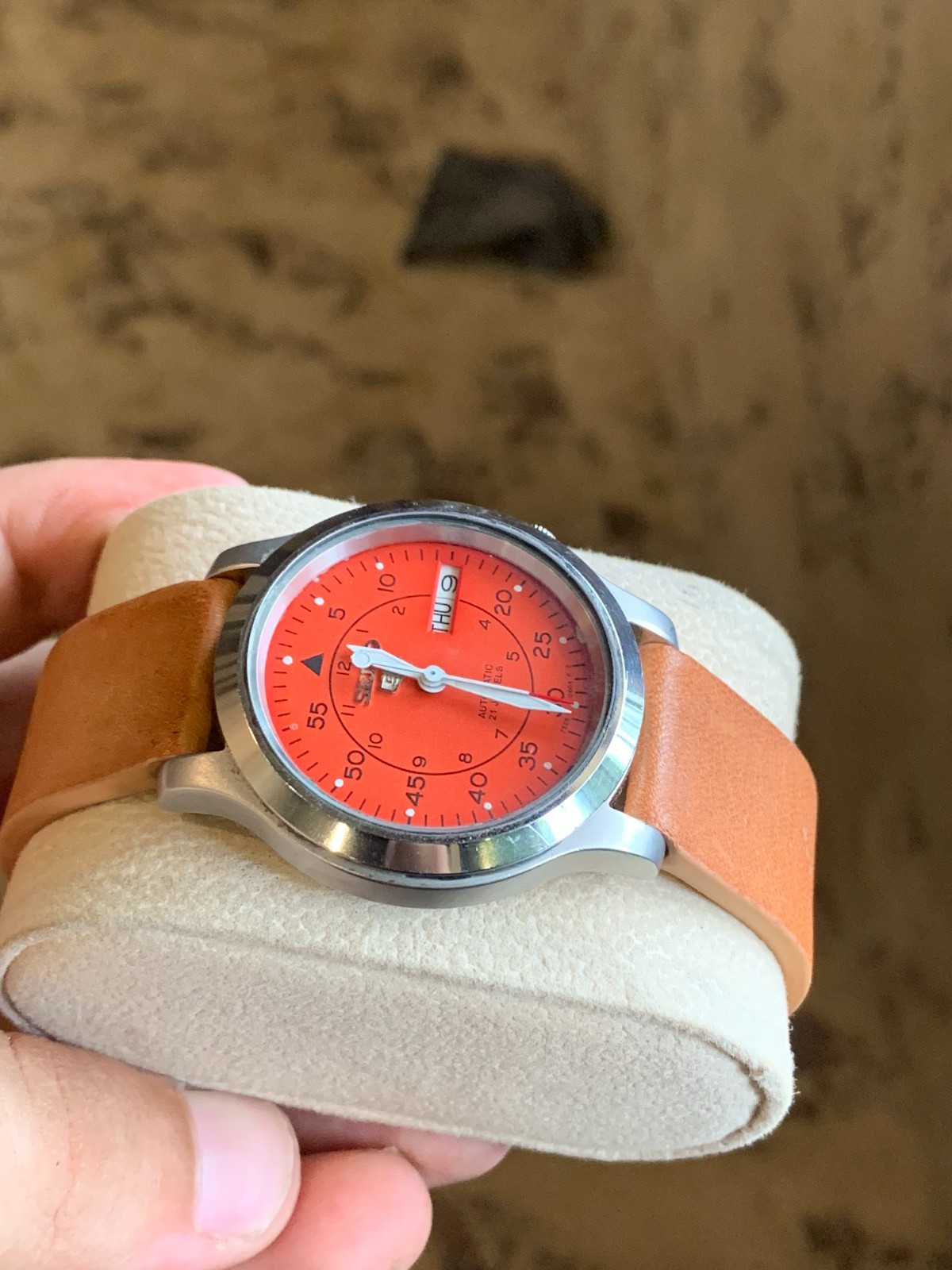 Vintage Seiko 5 Orange Military Dial Day/Date Men’s Wrist watch