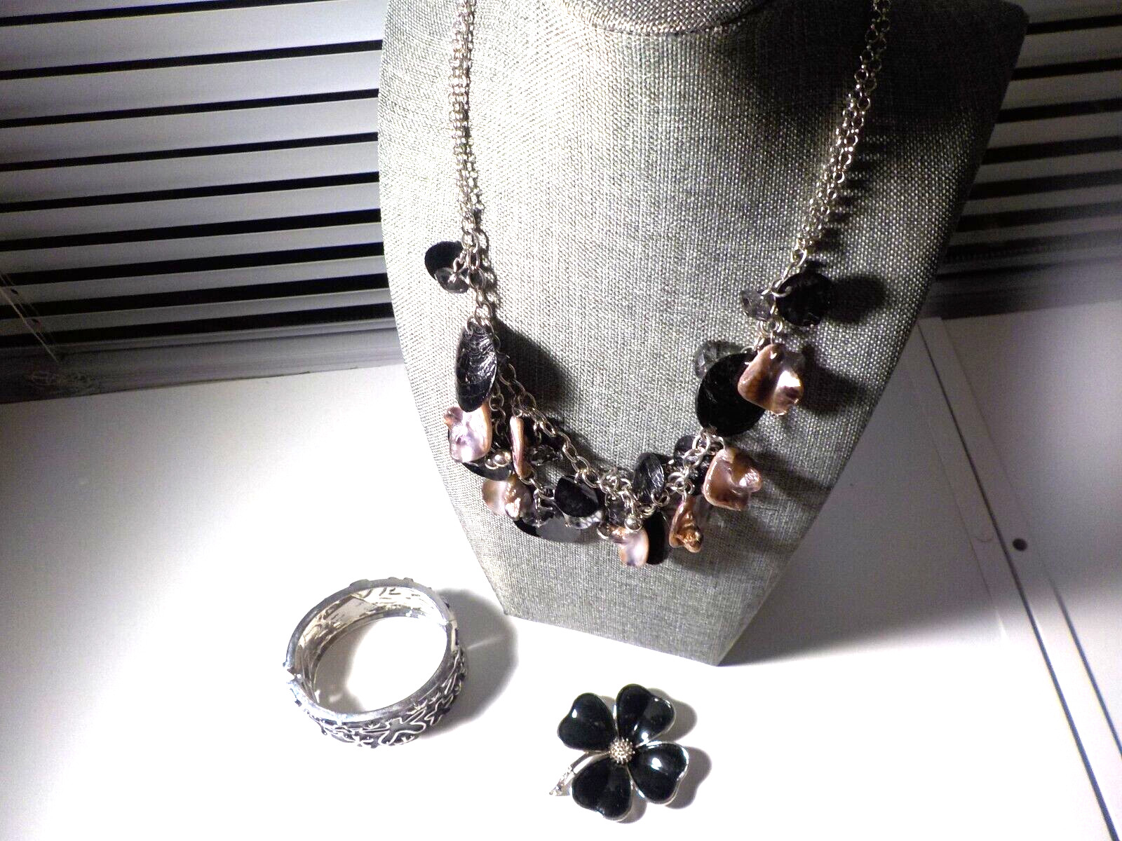 Avenue Black Jewelry Set