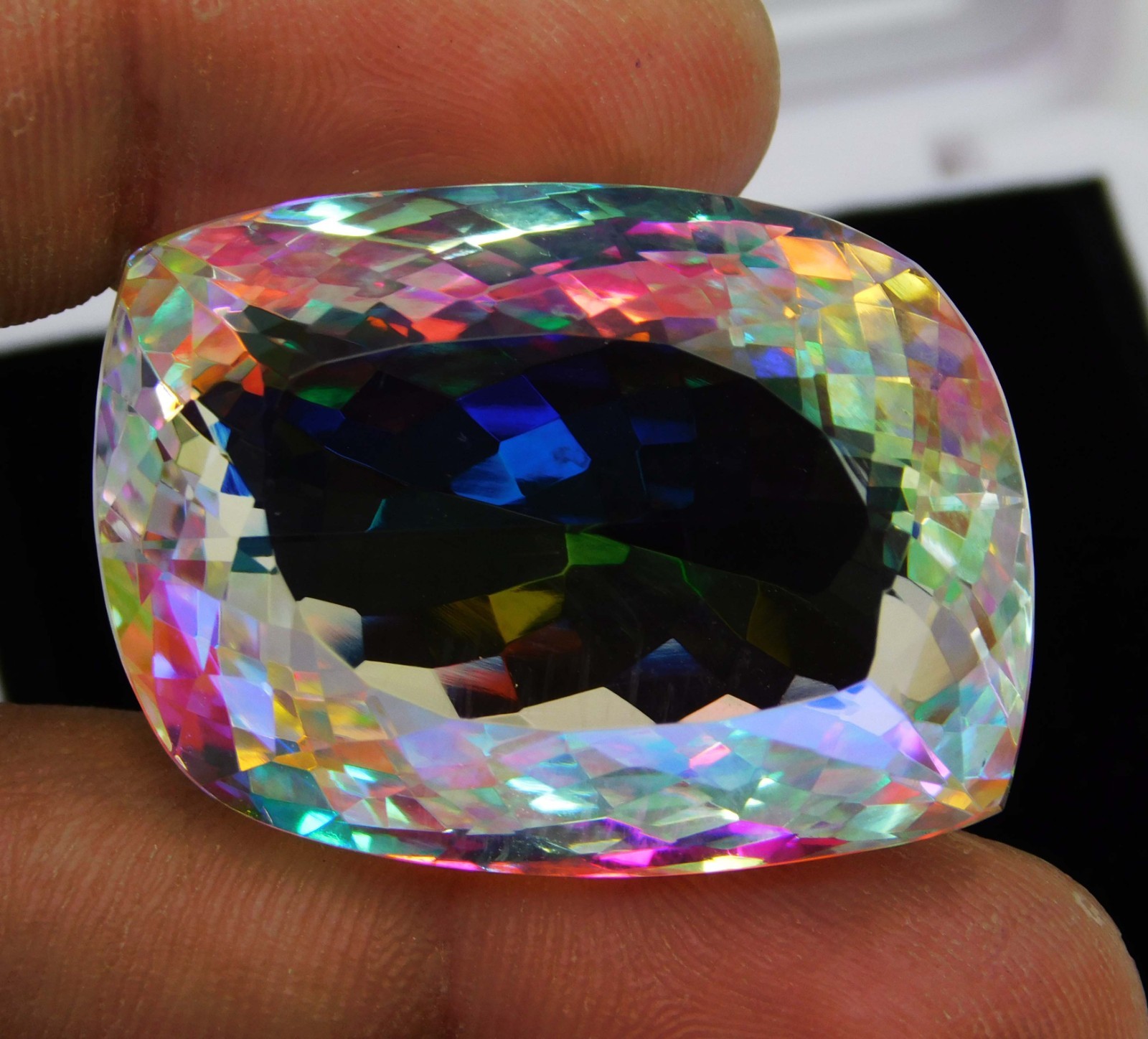 Flawless Natural Mystic Quartz 97.70 Ct Certified Rainbow Fancy Loose Gemstone