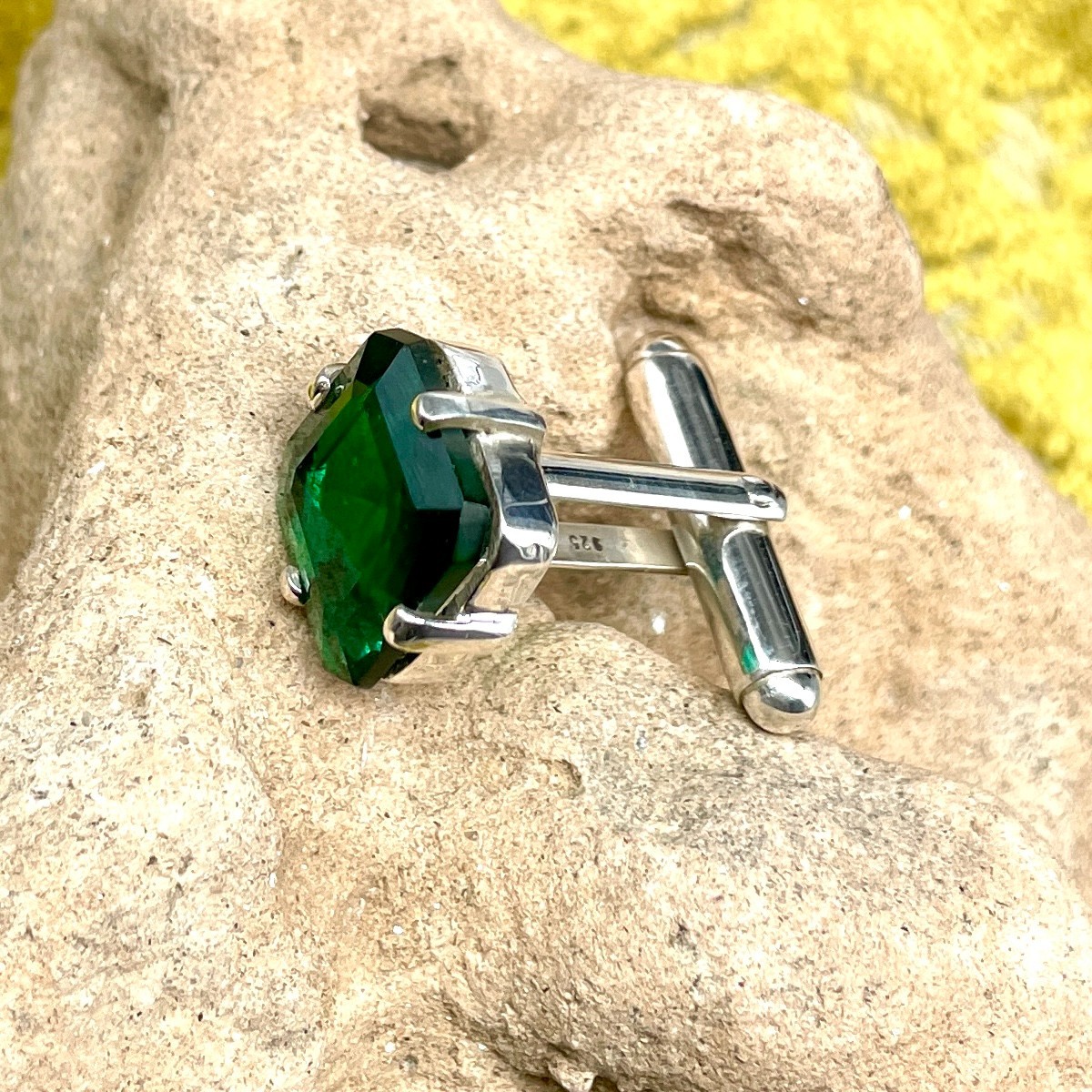 Classic Men’s Sterling Silver Emerald Green Square Stone Cufflink Formal Wedding