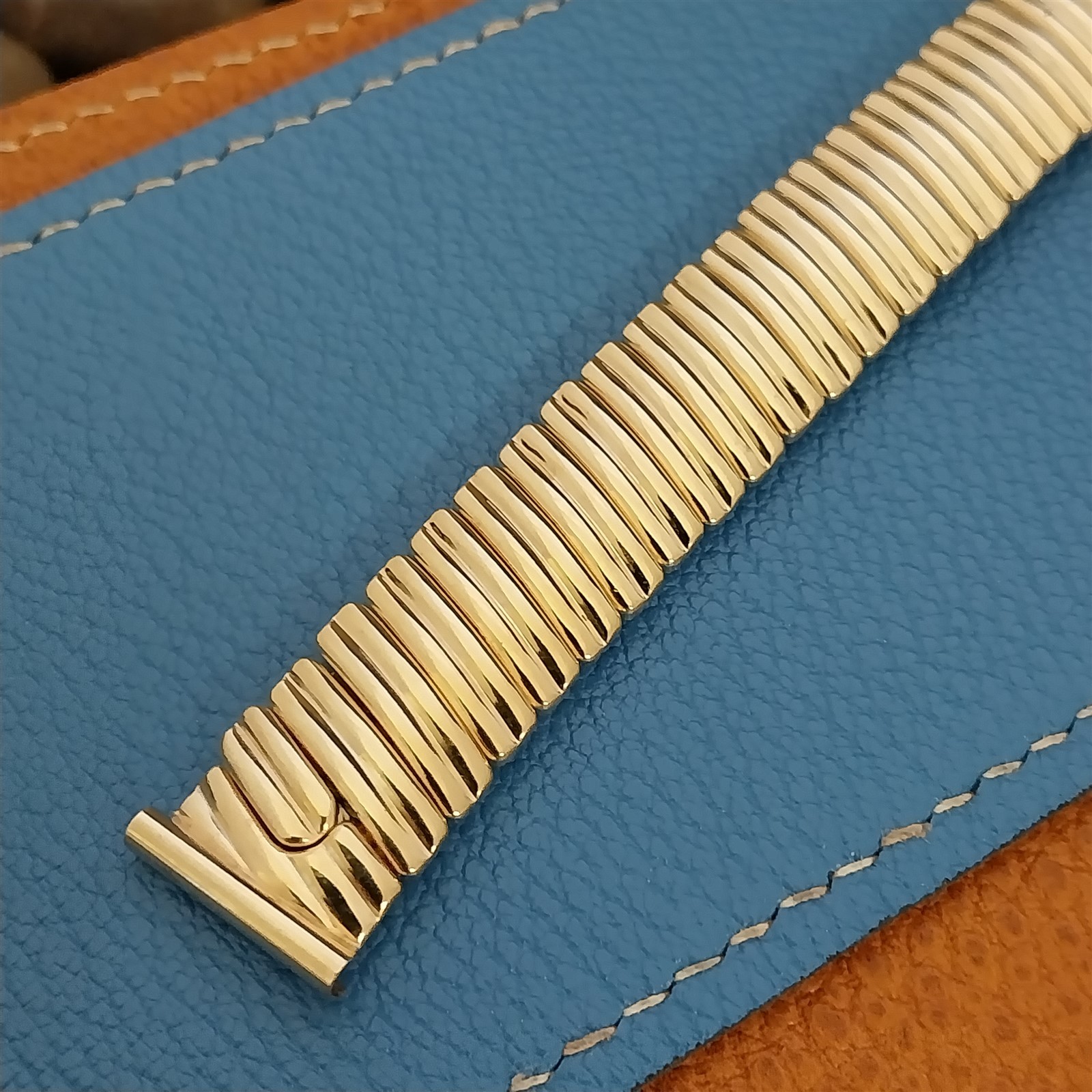 5/8″ Short 12k Gold-Filled JB Champion Triumph Unused 1950s Vintage Watch Band