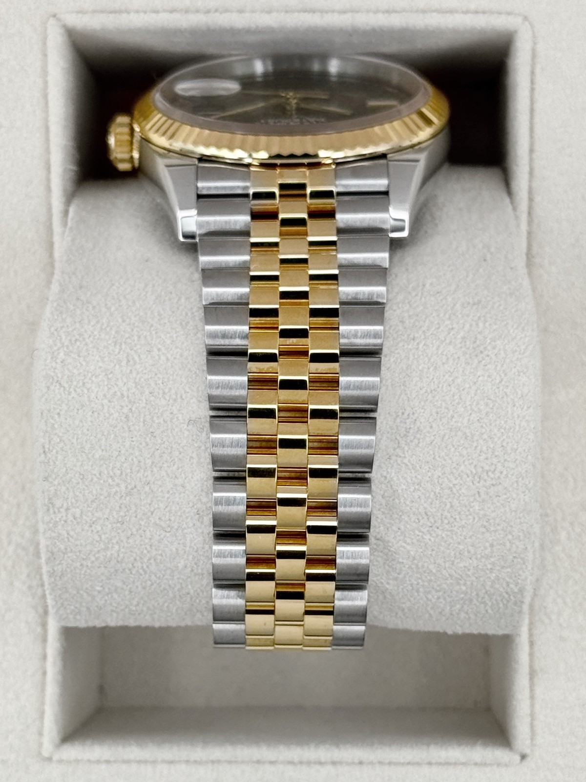 2022 Rolex Datejust 36mm 126233 Two-Tone Jubilee Wimbledon Dial
