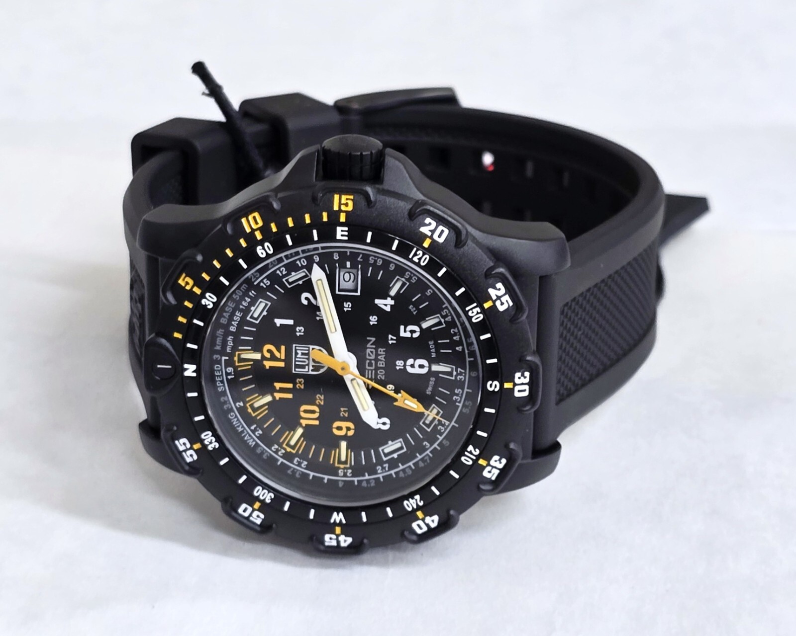 LUMINOX Recon Point Man 8820 Series Heritage 45mm Watch XL.8825.H.SET