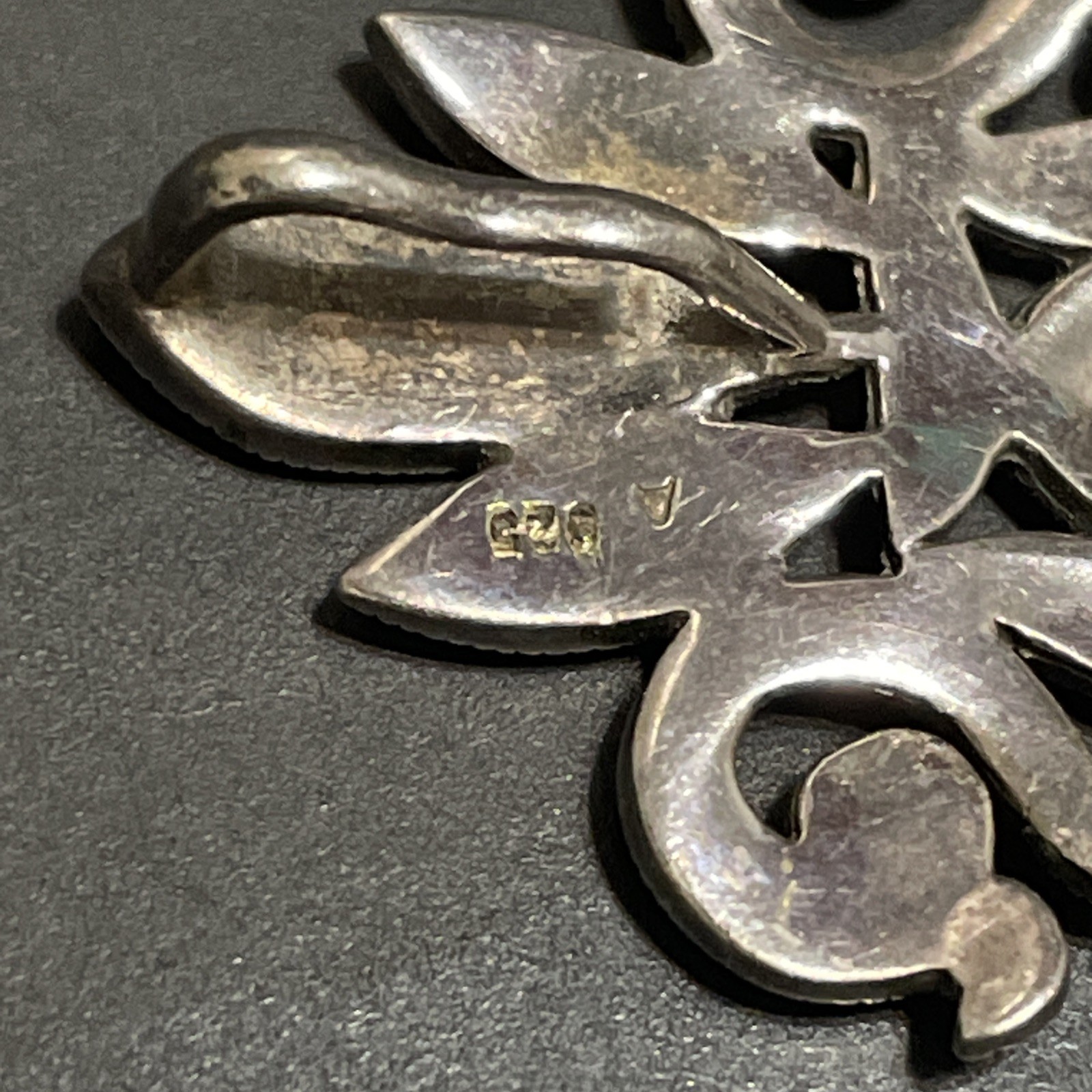 Vintage Fleur De Lis Sterling Silver 925 Marcasite Pendant Art Deco 1.25” 5.59g