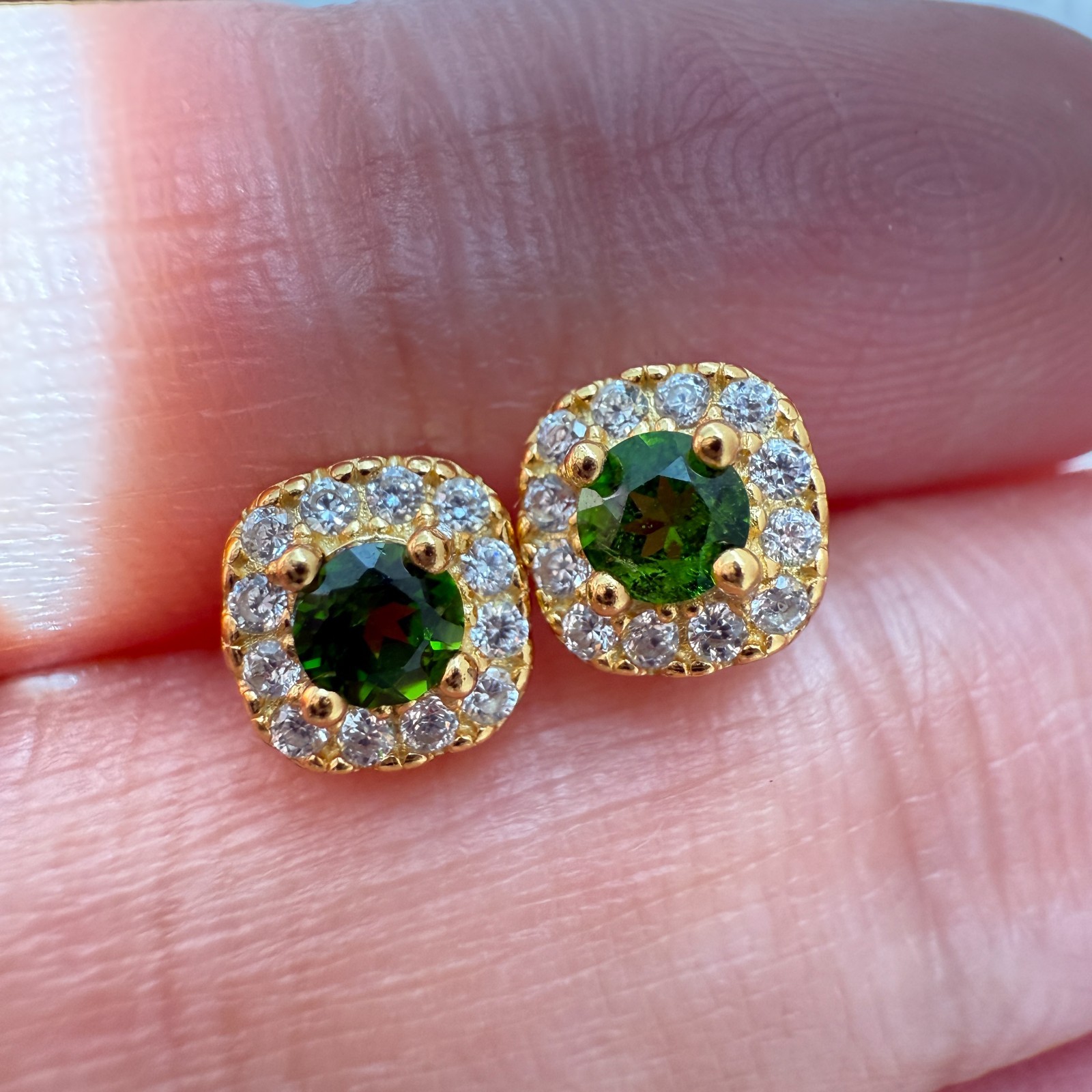 925 Sterling Silver Earrings 3mm Green Natural Diopside Gemstone Zircon Stud NEW