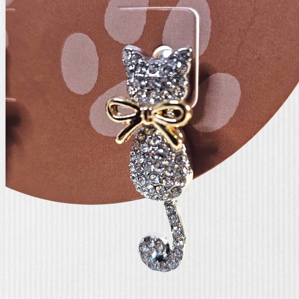 Sparkly Cat Drop Earrings whimsical Hildie & Jo Nickel Free NWT