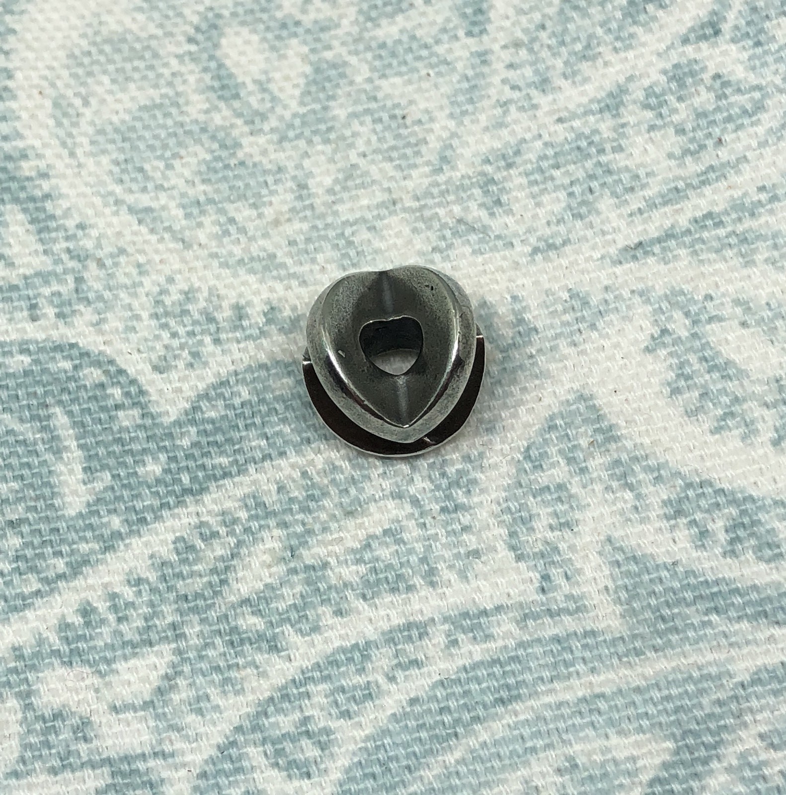 Authentic Trollbeads Victory 11514, Retired & New