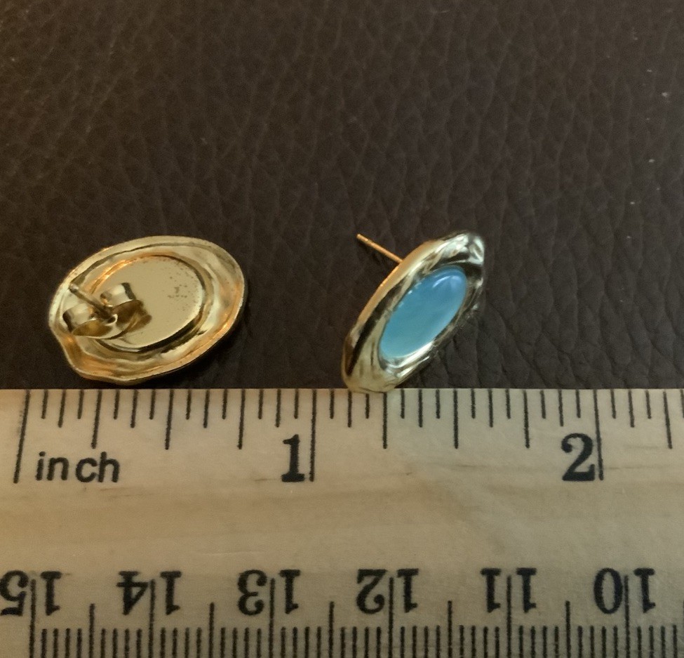 Chico’s Molten Earrings Gold Stud Statement Cabochon Hammered VTG Seafoam