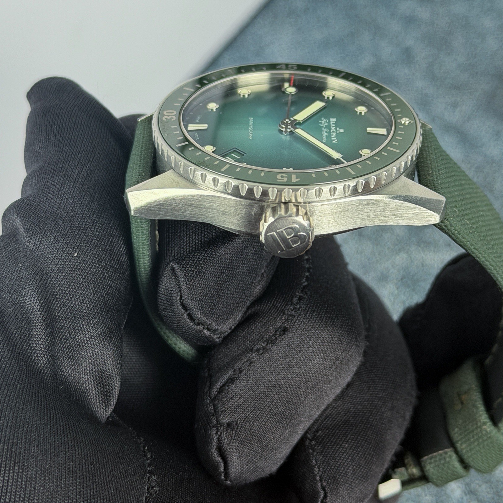 Blancpain Fifty Fathoms Bathyscaphe 5000 1153 H52A