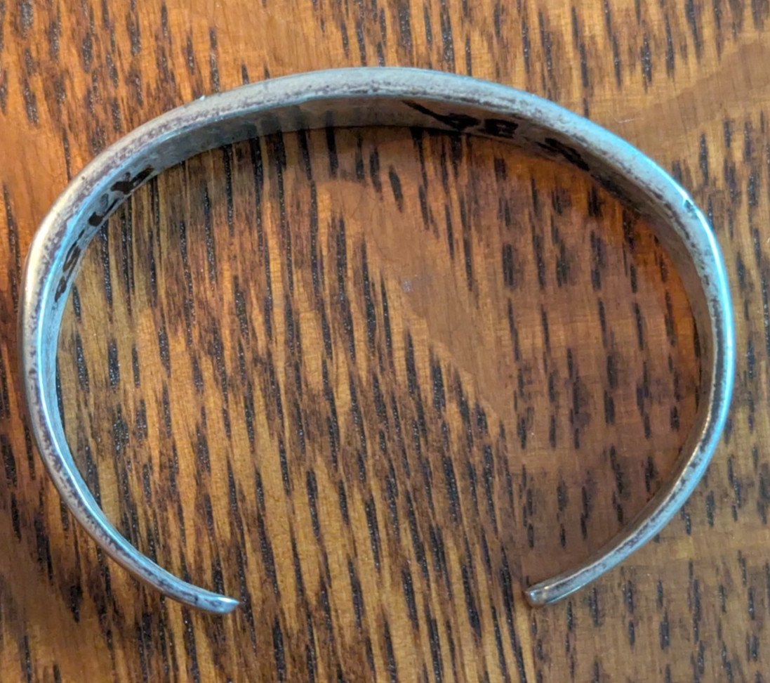 Vintage Sterling and Turquoise Bear Claw Native American Bracelet 18g