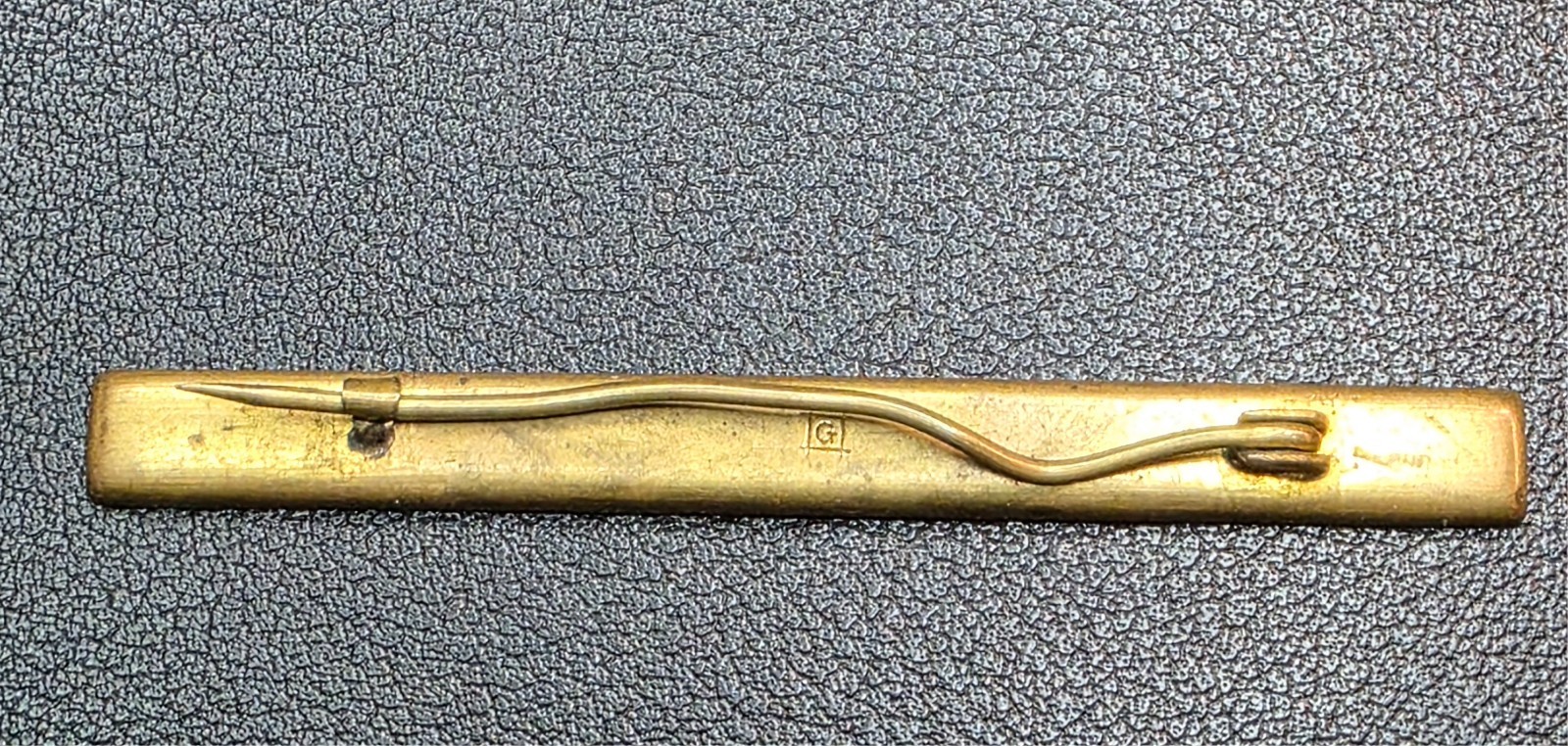 Japanese Mt Fuji Sansui Nunome Zōgan Bar Damascene Gold Tone Tie Pin