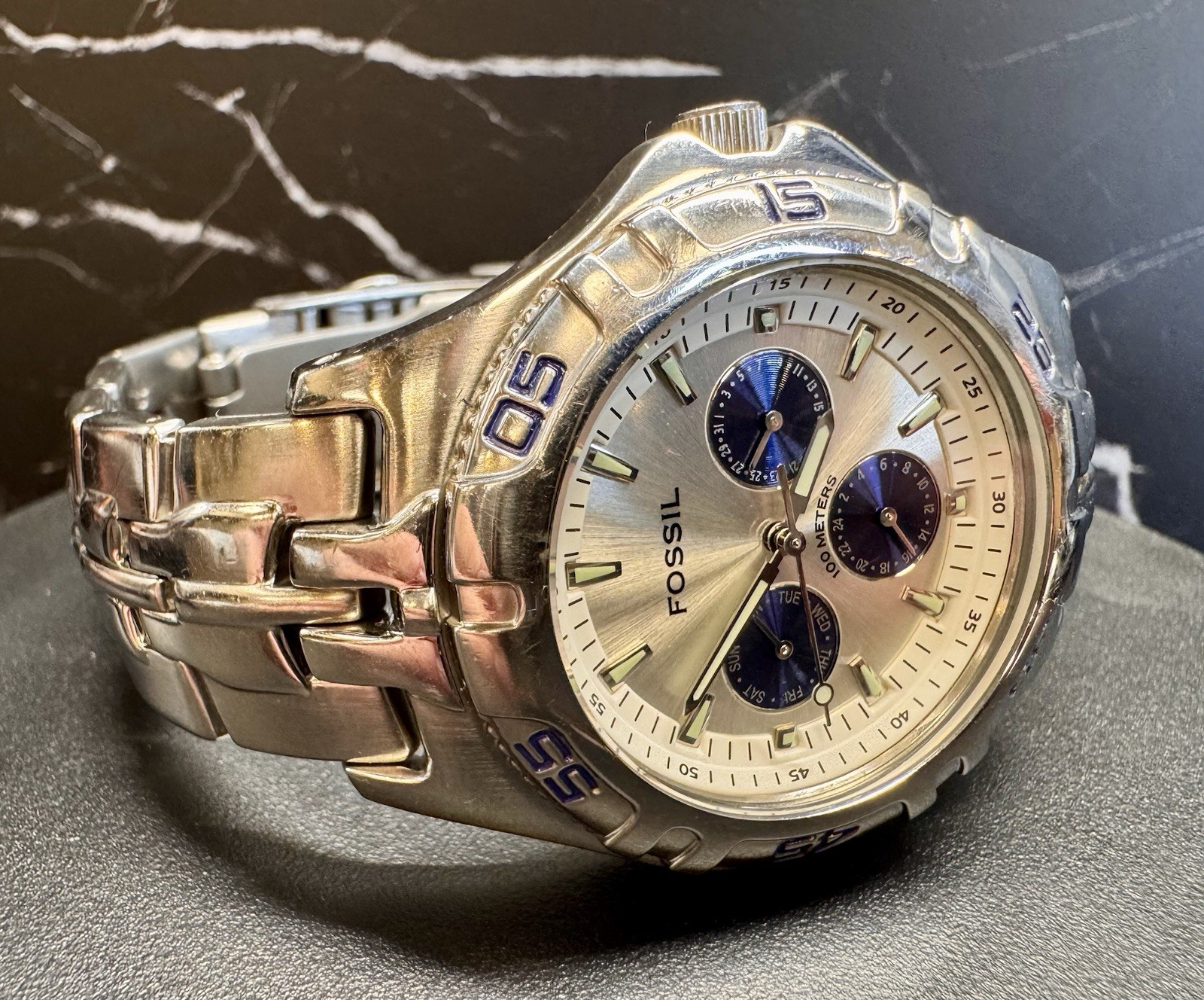 Fossil Blue BQ-9165 VTG Men’s Quartz Watch 100M Stainless Steel Silver/Blue Dial