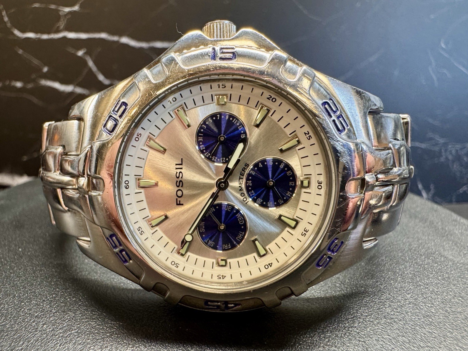 Fossil Blue BQ-9165 VTG Men’s Quartz Watch 100M Stainless Steel Silver/Blue Dial