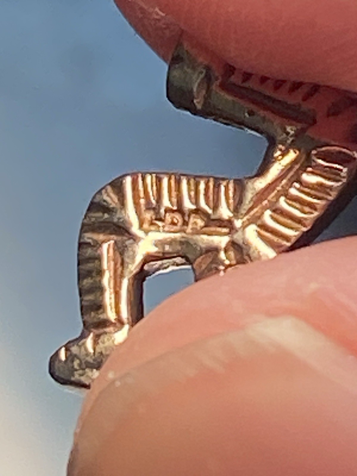 Vintage 1981 9ct Gold Isle of Man Manx Triskelion Charm LDP Birmingham 1.4g