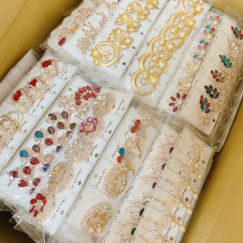 Bulk 12pcs Mix Crystal CZ Pearl Floral Brooches Lot Random Wedding Gift Jewelry