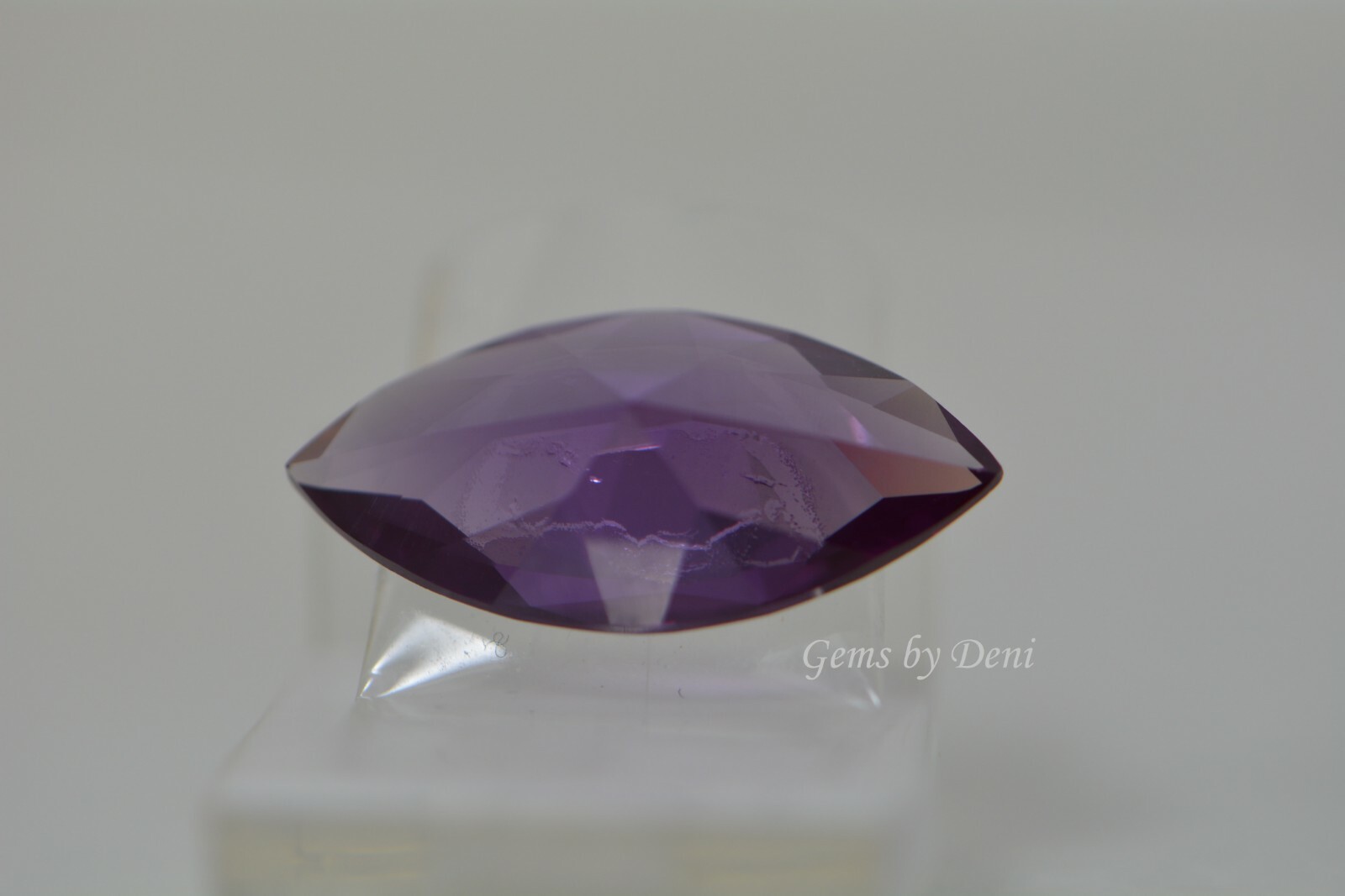 Lab-Created Alexandrite Marquise Shape Corundum (4x2mm-24x12mm)