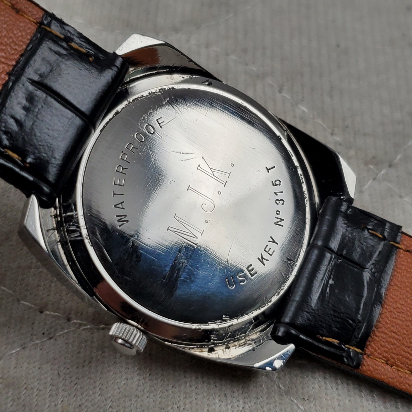 RARE VINTAGE TISSOT KRAFT 10 YEARS SAFE DRIVING SWISS HANDWIND WATCH SERVICED