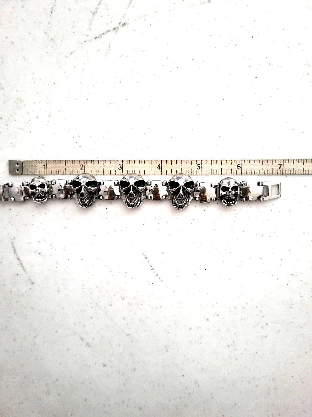 Biker gothic-style steel skull link chain bracelet