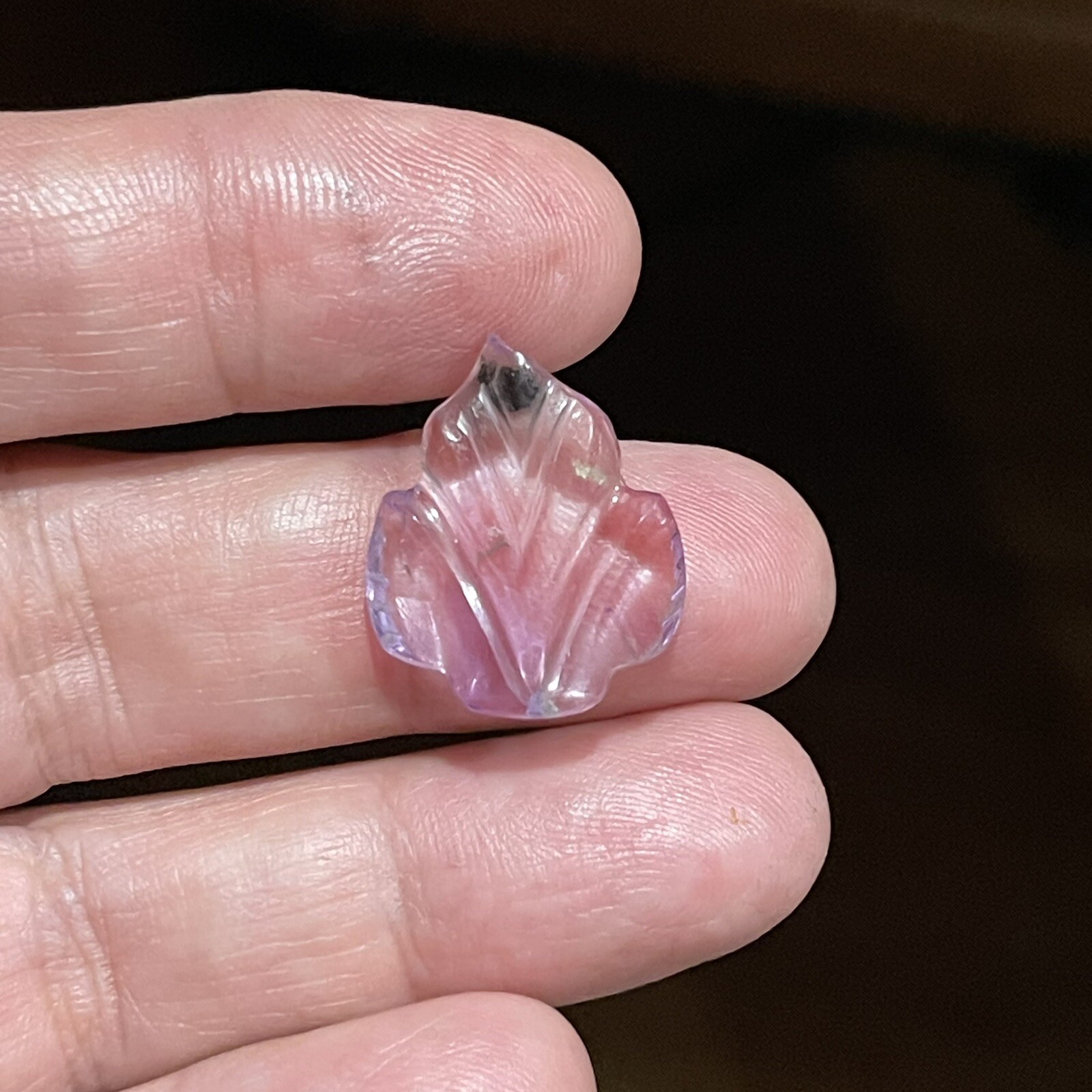 10.7ct 21x17x4.4mm Light Purple Leaf Carved Flat Back Amethyst Cabochon Gem