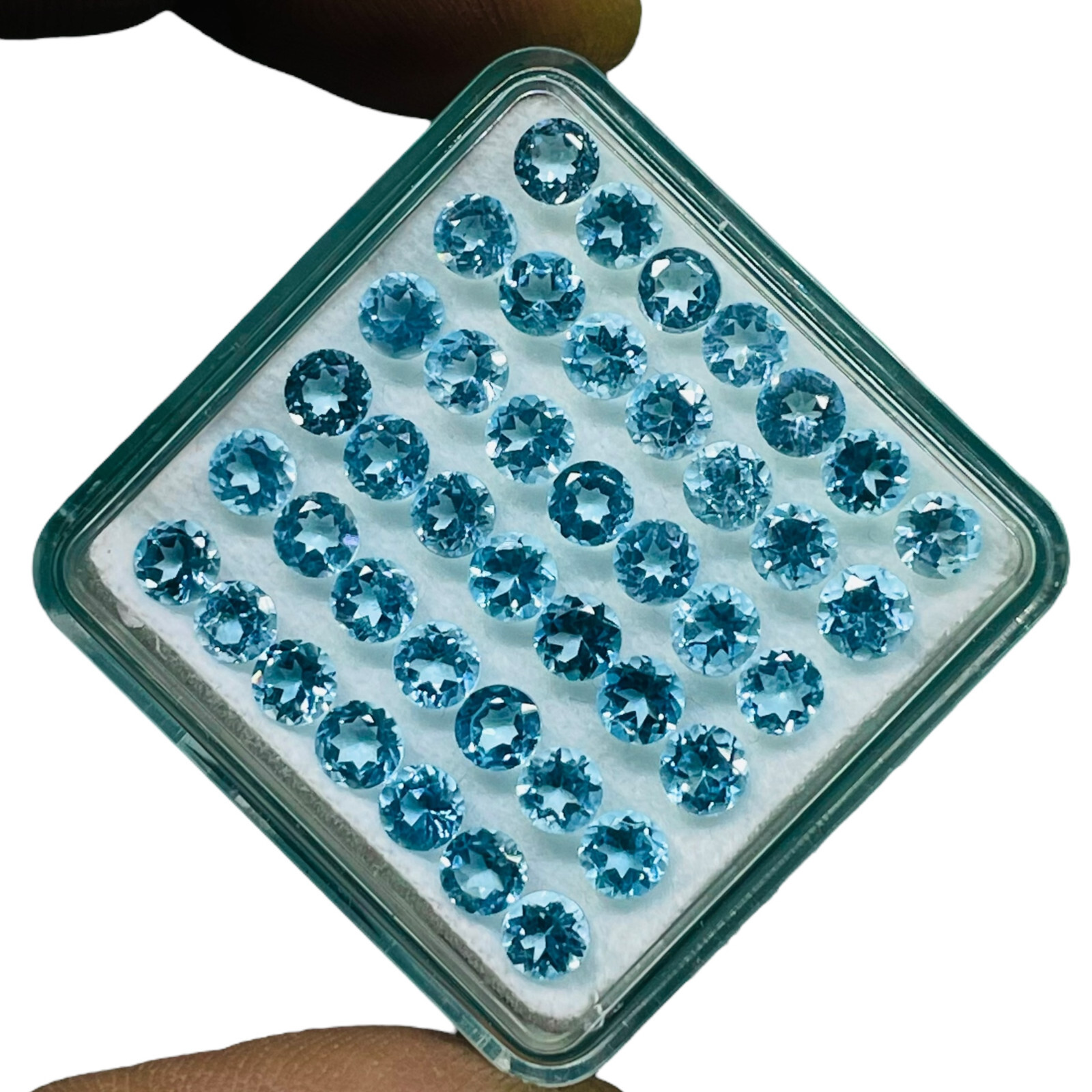 VVS 20 Pcs Natural Sky Blue Topaz 4mm Round Cut AAA Quality Loose Gemstones Lot