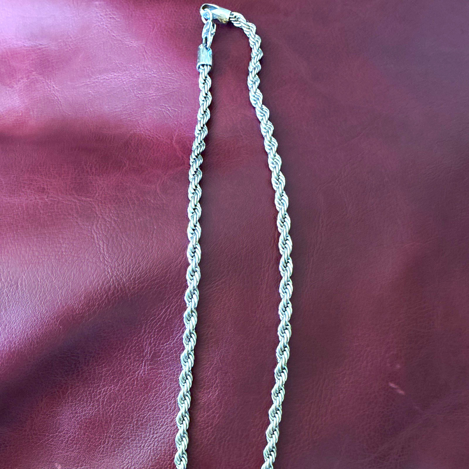 Silver-Tone Metal Rope Chain Necklace Lobster Clasp Closure No Stone