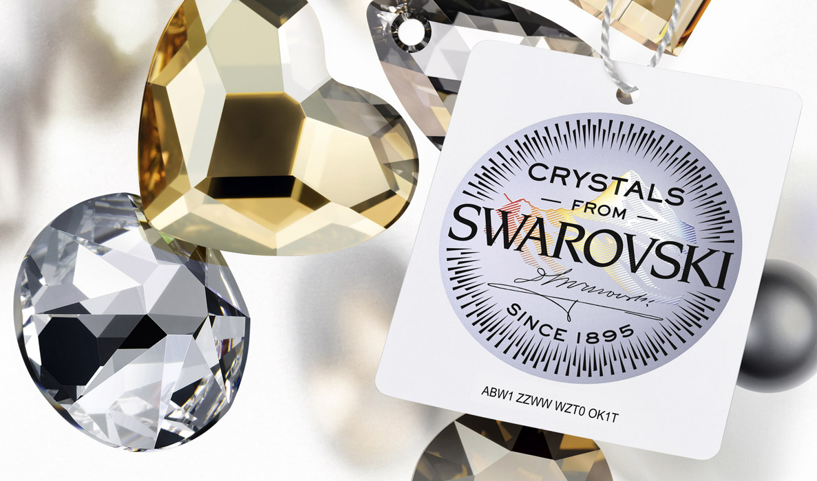 Crystals From Swarovski Mini Teardrop Pendant Necklace 925 Sterling Silver 1157i