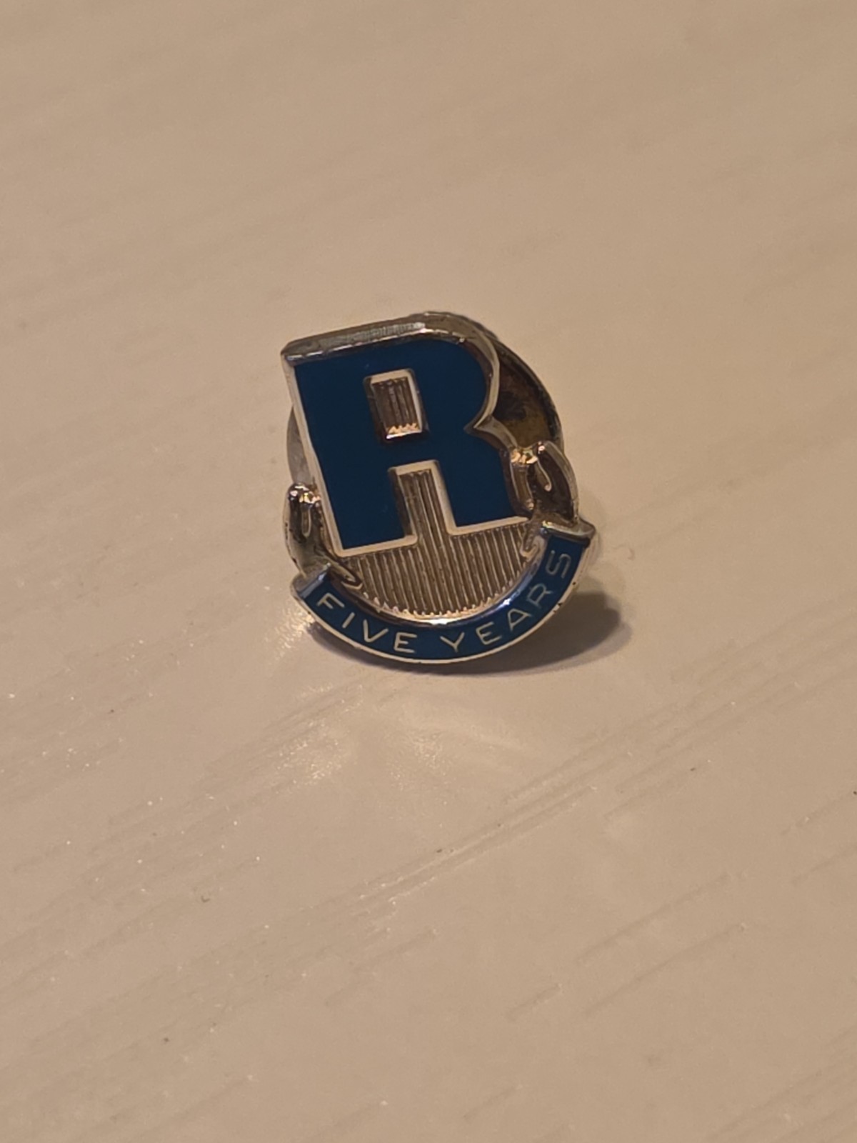 Vintage Sterling Silver R 5 Years Pin Label Sterling On The Back With Cross