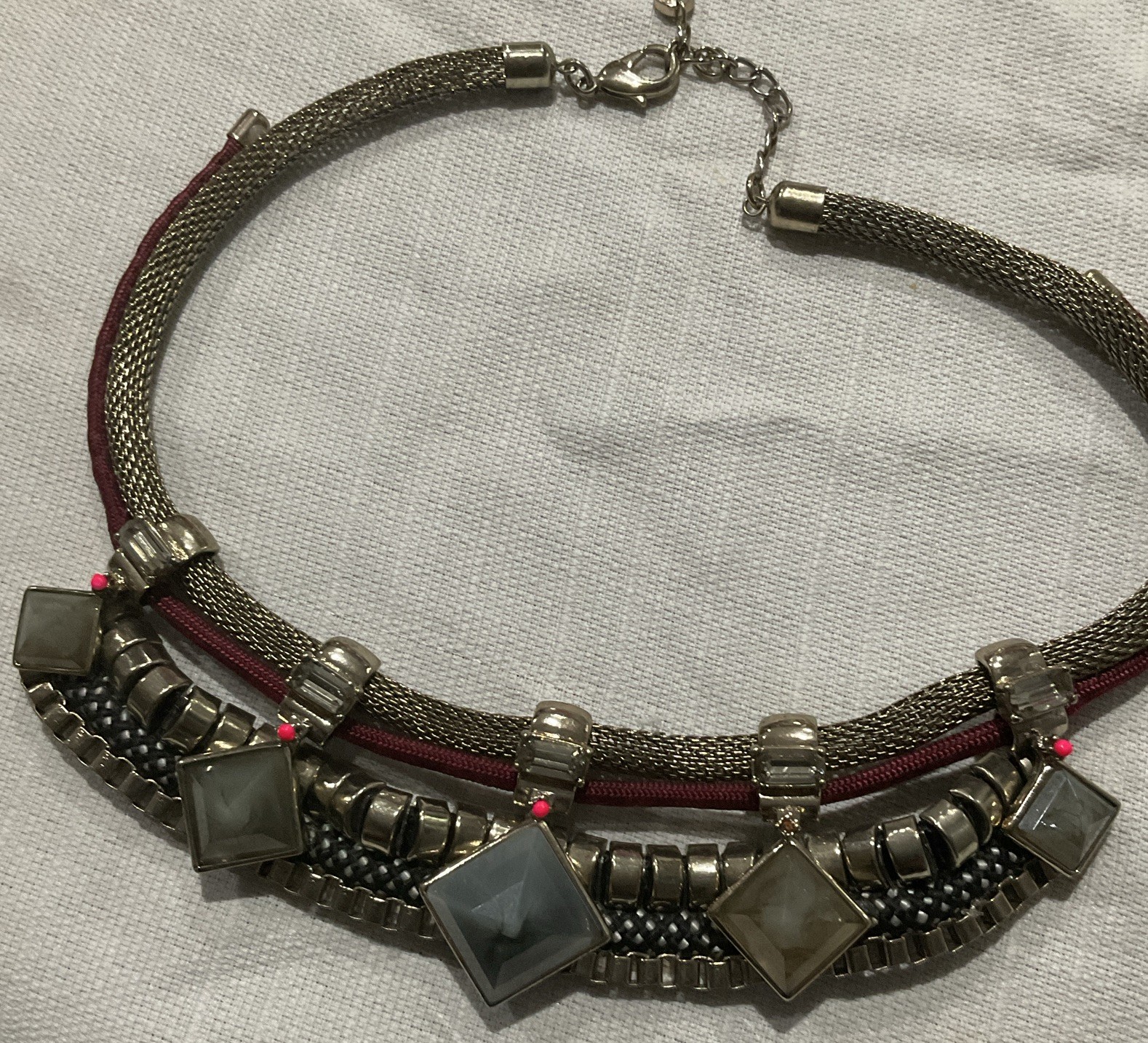 Silver Tone Multi-Strand Mesh Collar Necklace Gray Square Stones Red Cord