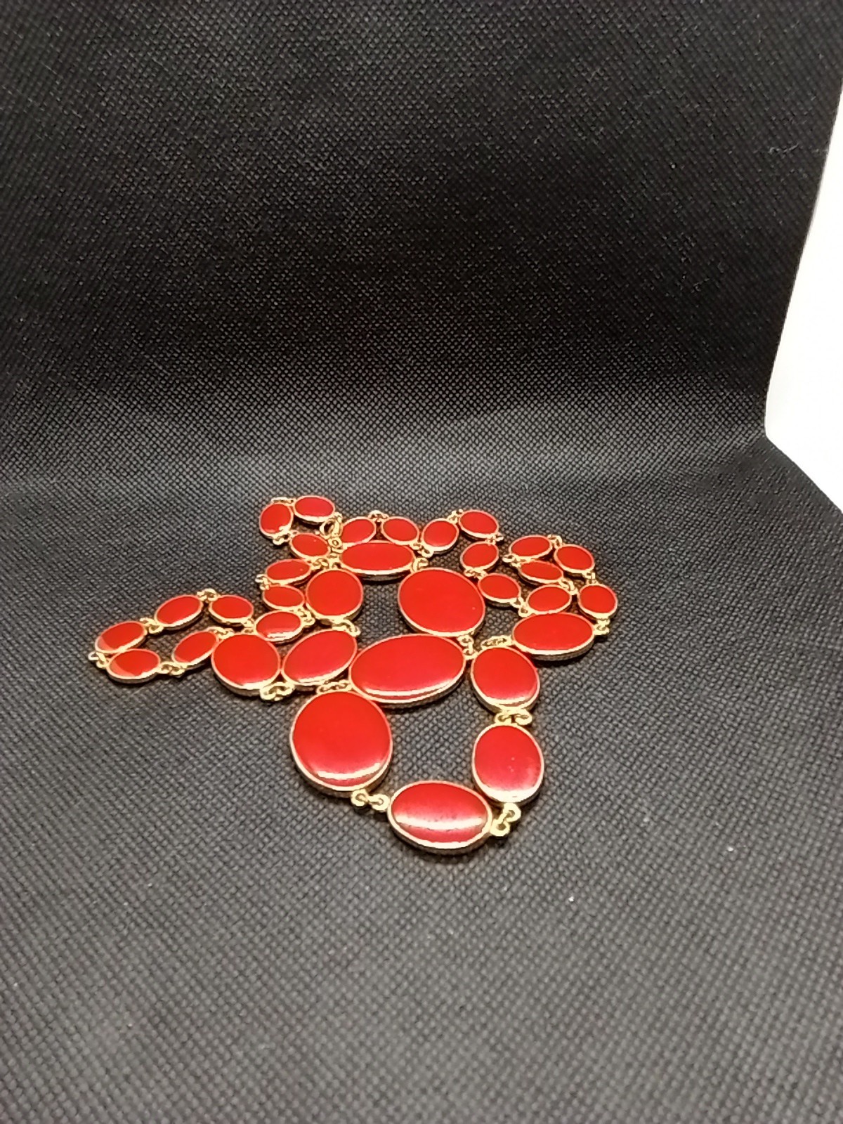 Red Black Reversible Necklace In Goldtone