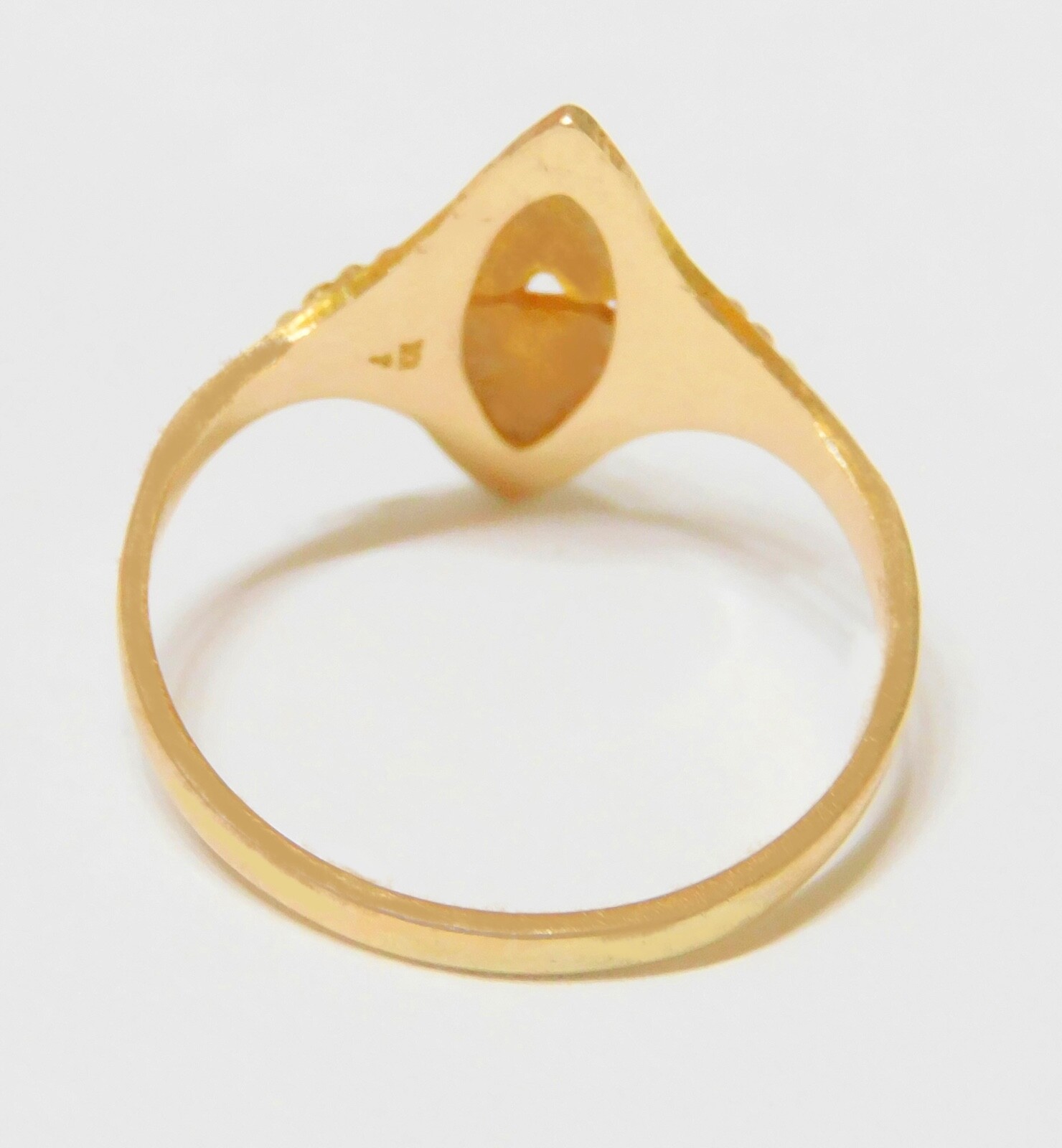 Black Hills Gold 10k Landstrom’s Two Leaf Long Ring Size 6 1/2