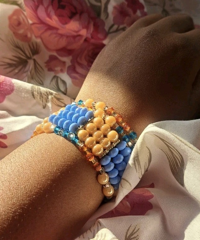 Maasai Blue & Yellow Beaded Stretchy Bracelet Handmade Kenya Africa Authentic