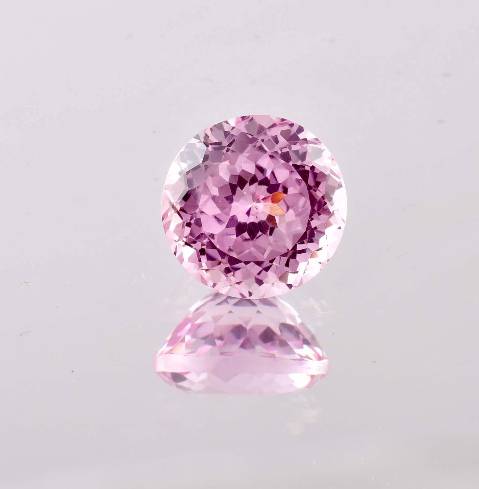 13 x 13 MM Natural Ceylon Padparadscha Sapphire Gemstone 12.60 Ct, GIT Certified