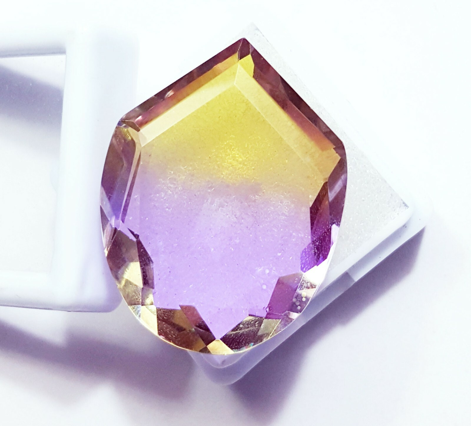 Doublet Alexandrite Fancy Cut 46.35 Ct Certified Loose Gemstones With Free Gift