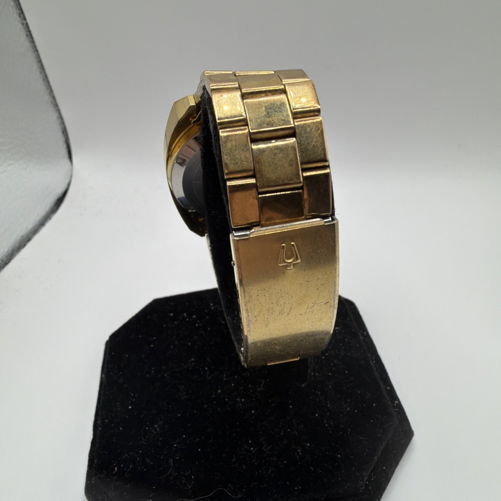 Caravelle Electrotime By Bulova Set-O-Matic With Case