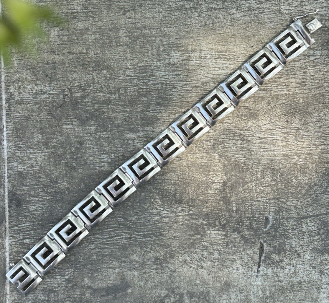 Greek Key Sterling Silver Bracelet 925 75/8″ long 48.8 grams Greek made